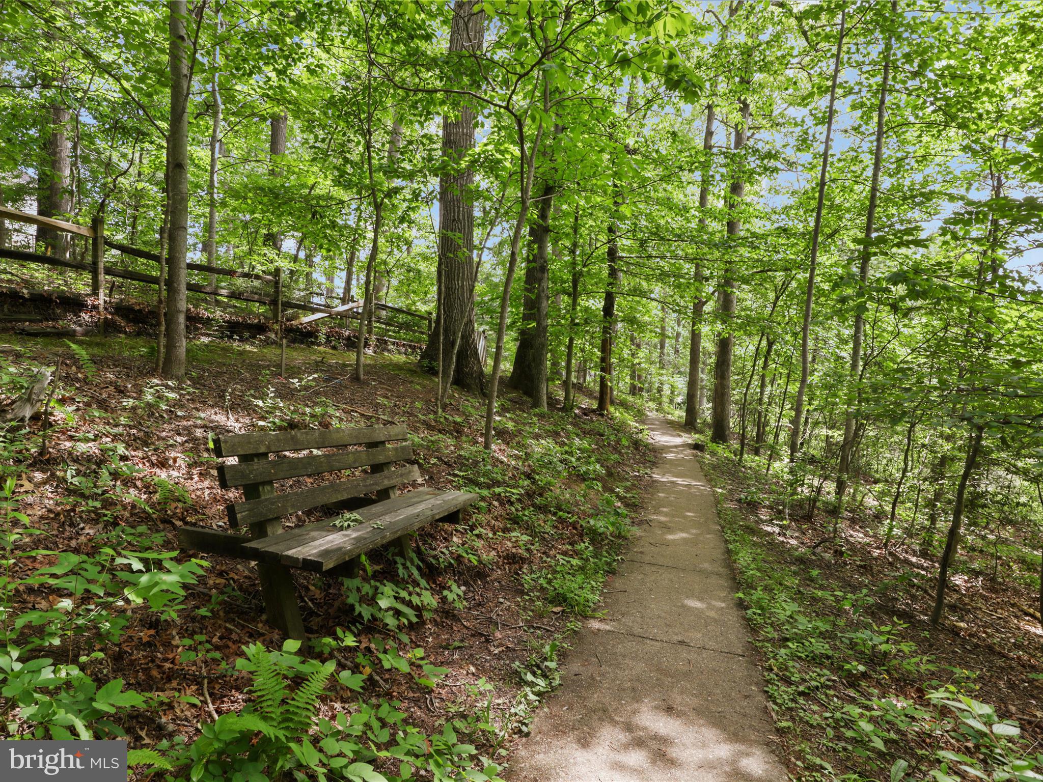 LAKEVALE COURT - Residential