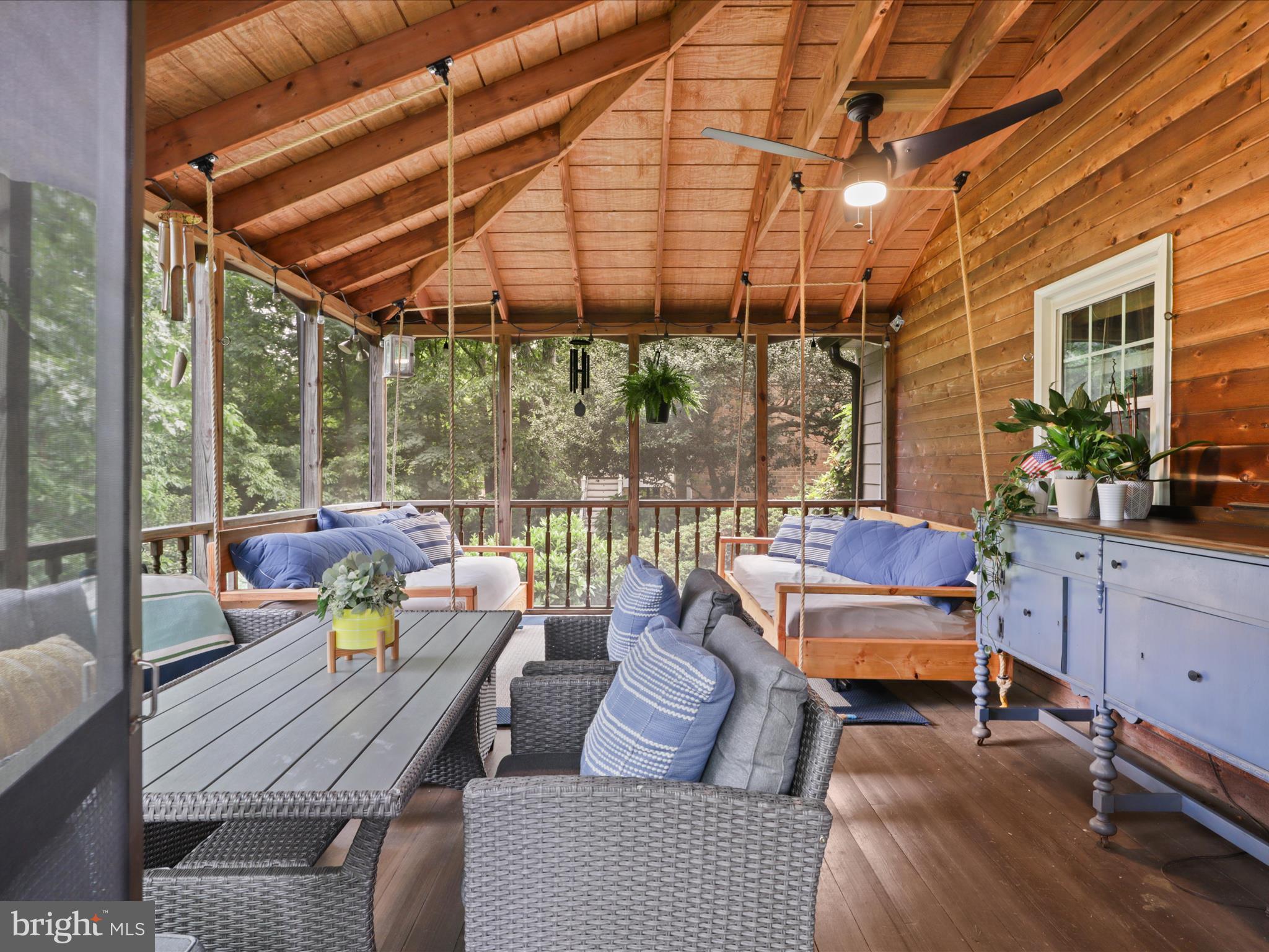 LAKEVALE COURT - Residential