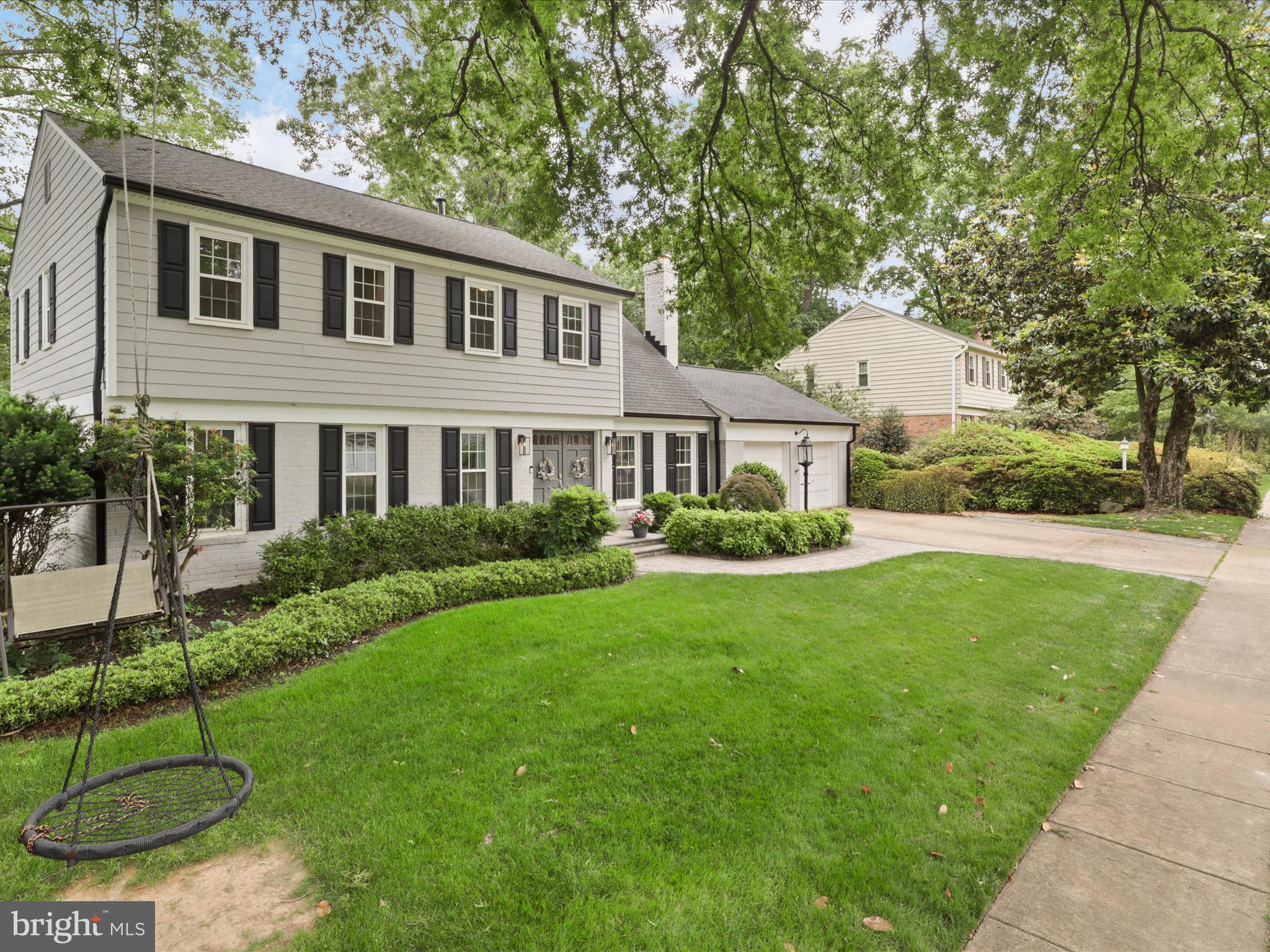 LAKEVALE COURT - Residential