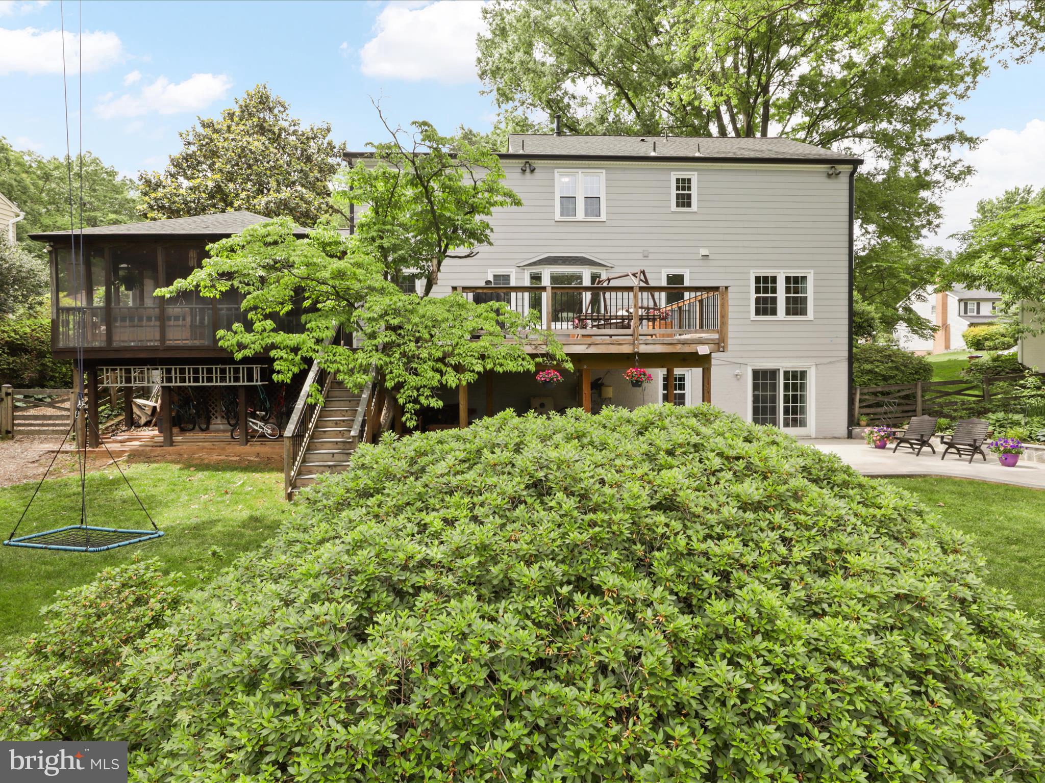 LAKEVALE COURT - Residential