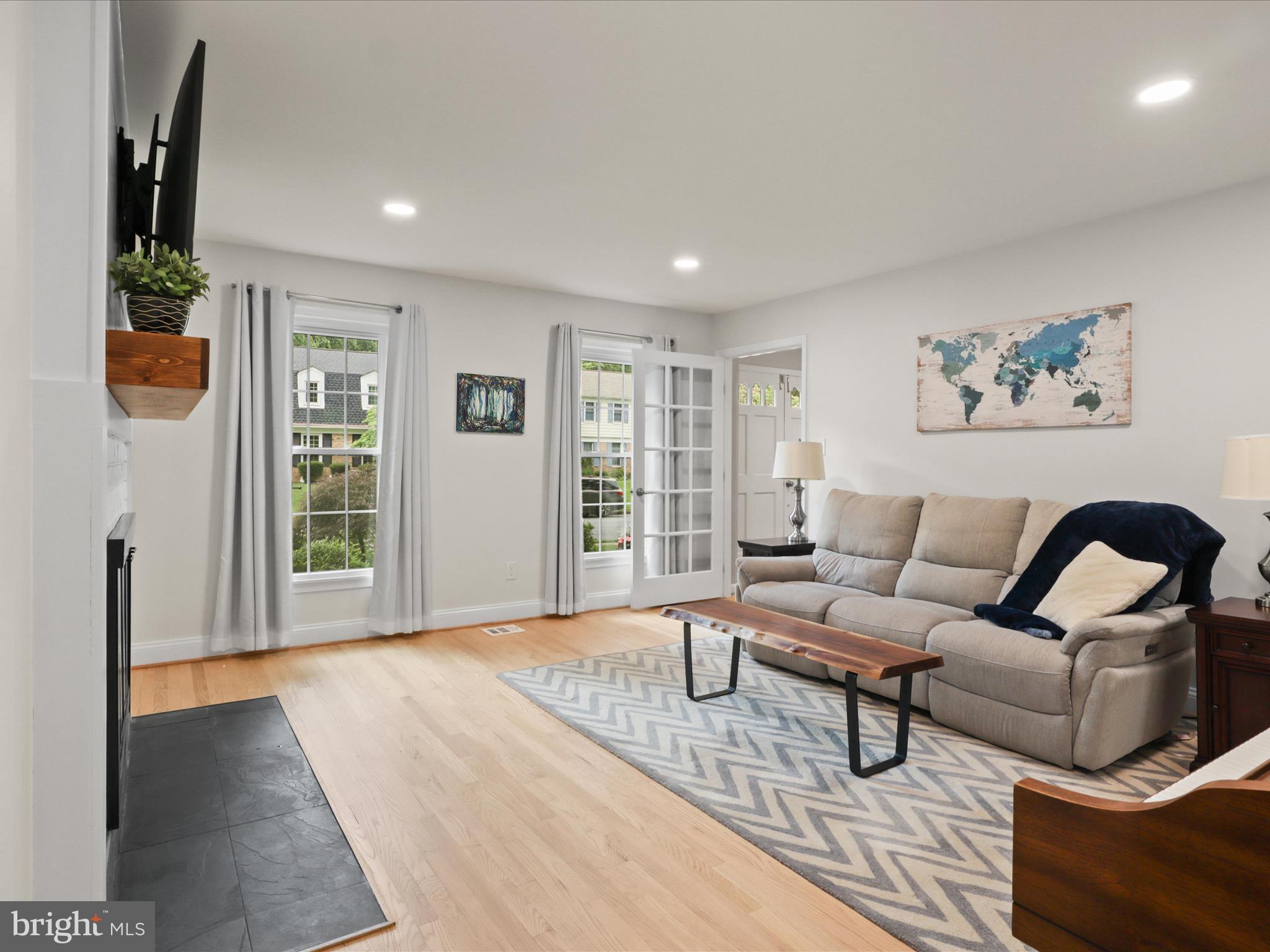 LAKEVALE COURT - Residential