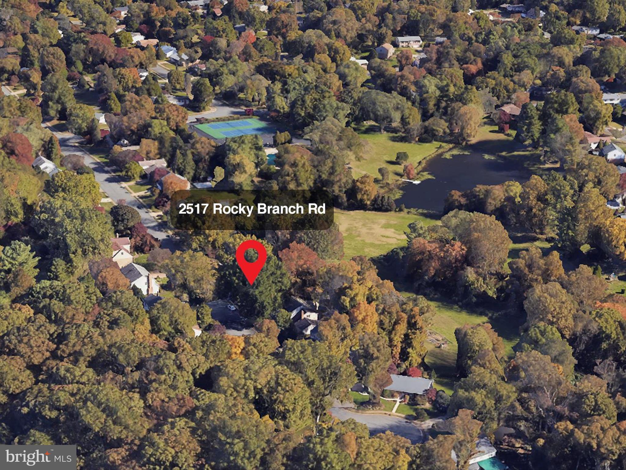 LAKEVALE COURT - Residential