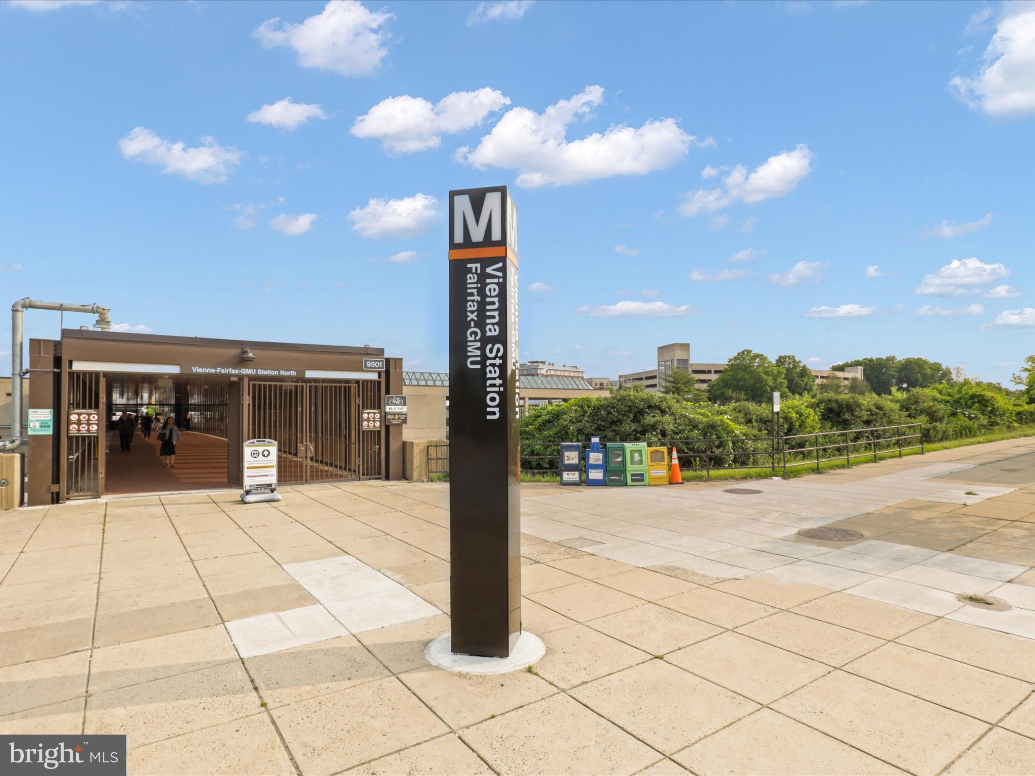 LAKEVALE COURT - Residential