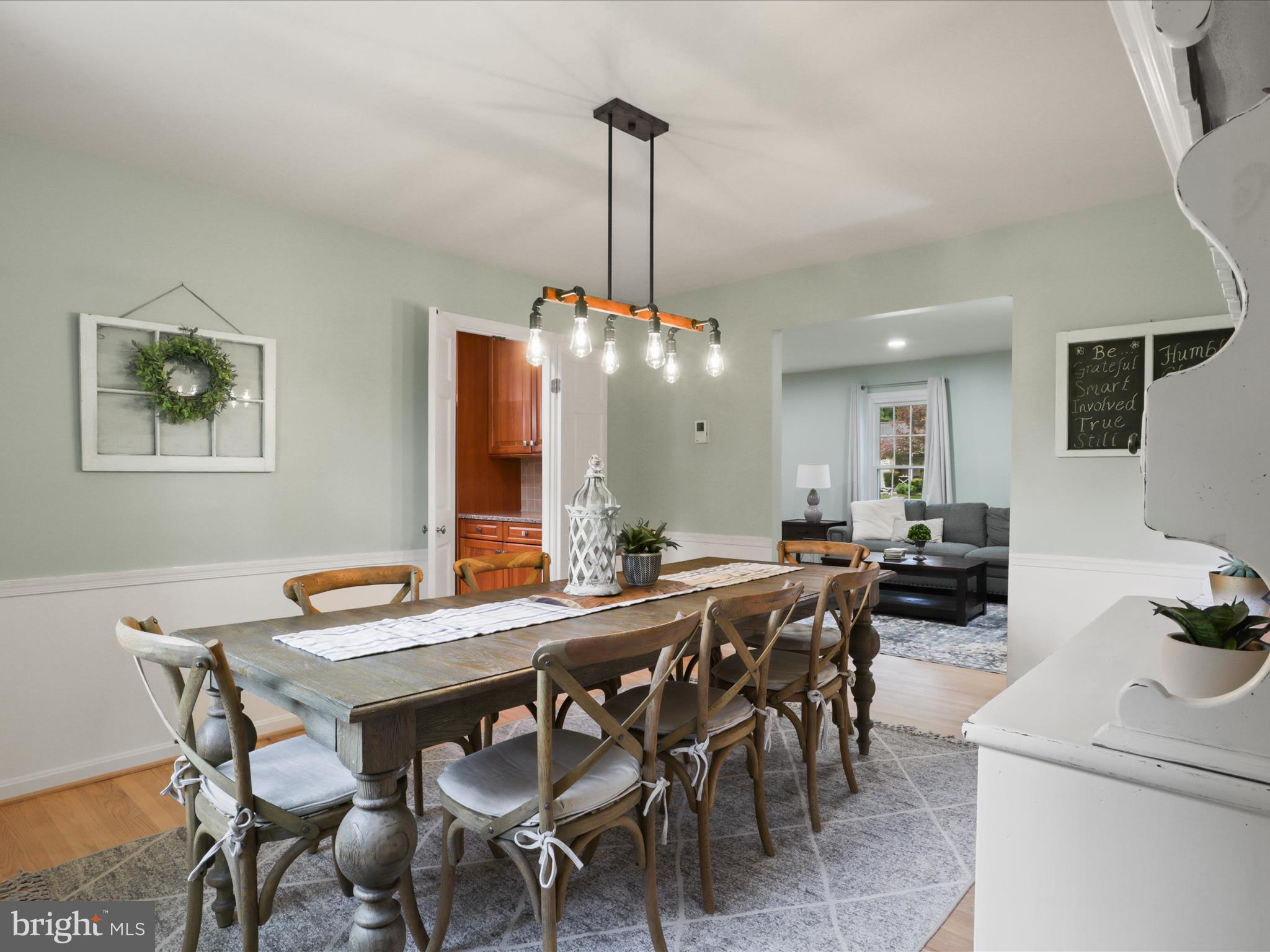 LAKEVALE COURT - Residential