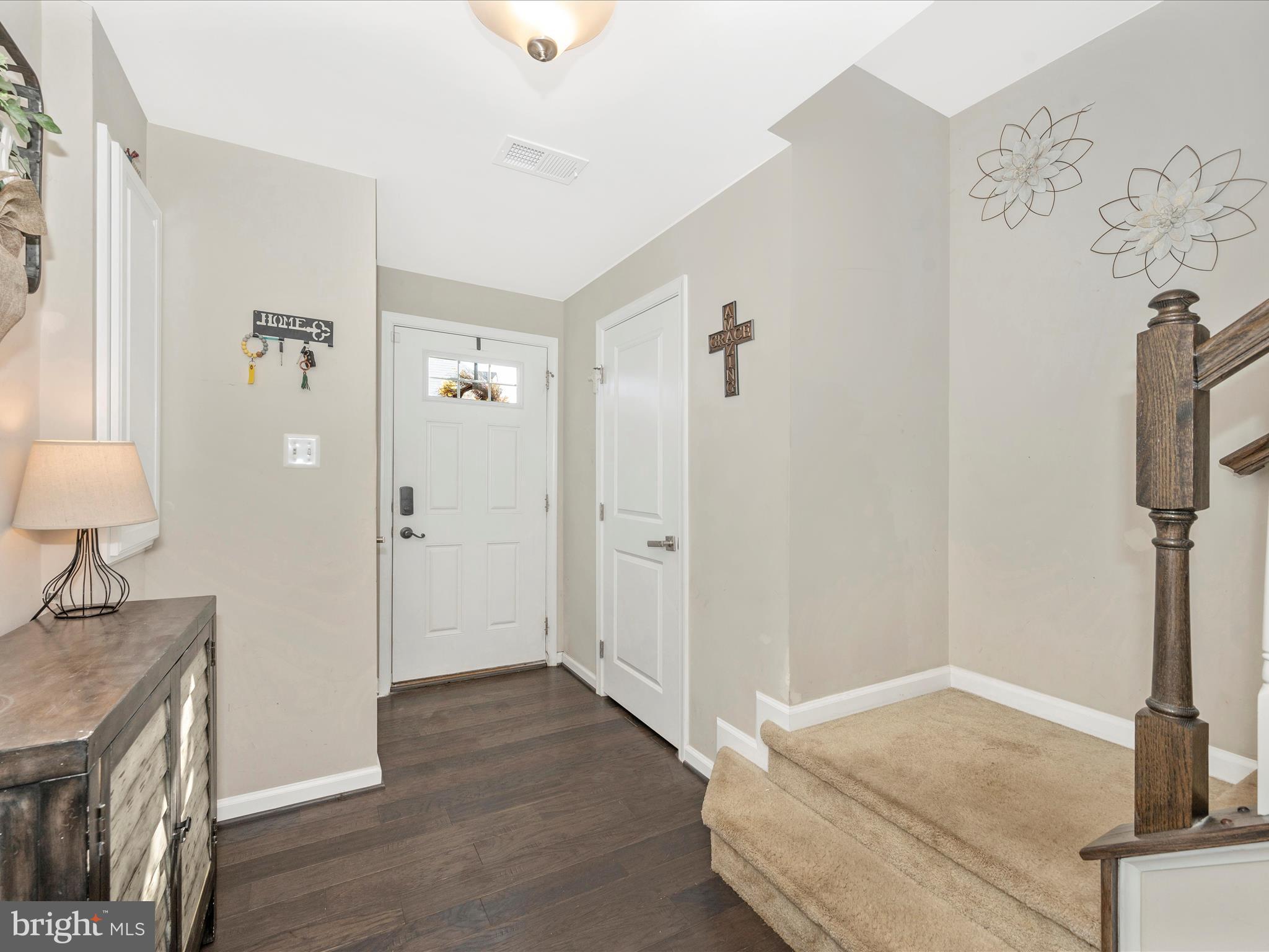 POTOMAC STATION - Residential