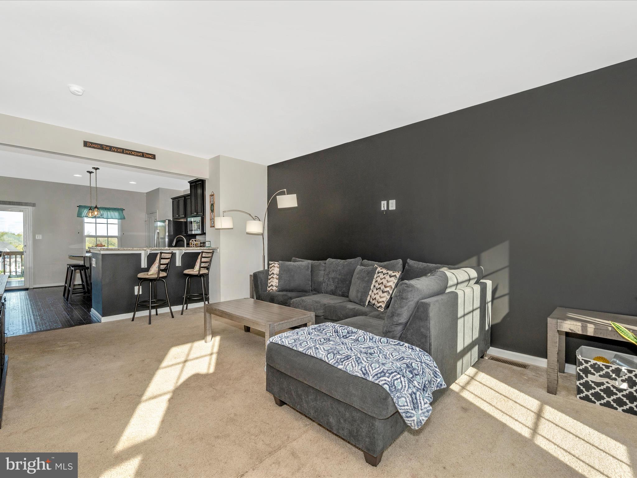 POTOMAC STATION - Residential