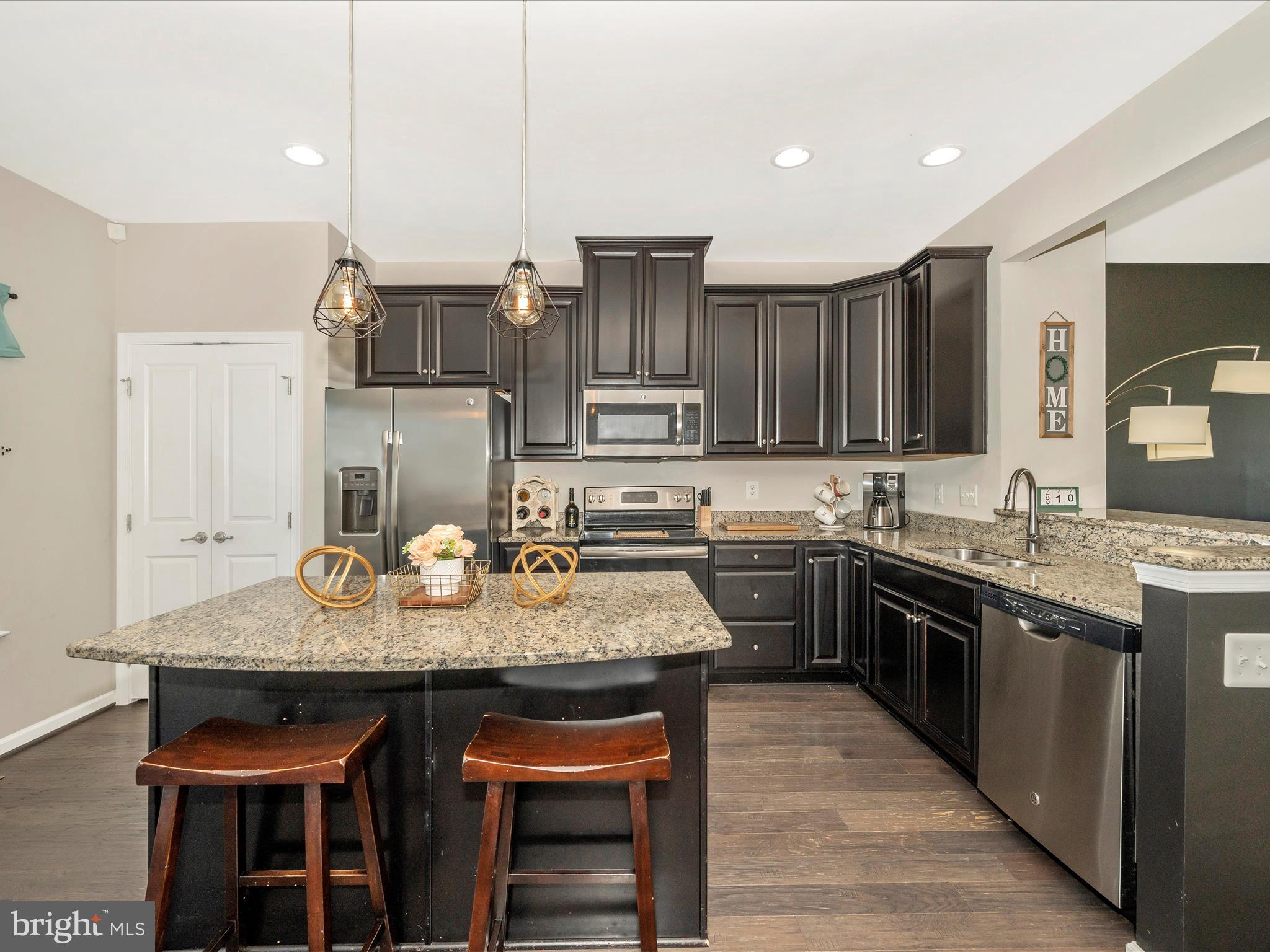 POTOMAC STATION - Residential