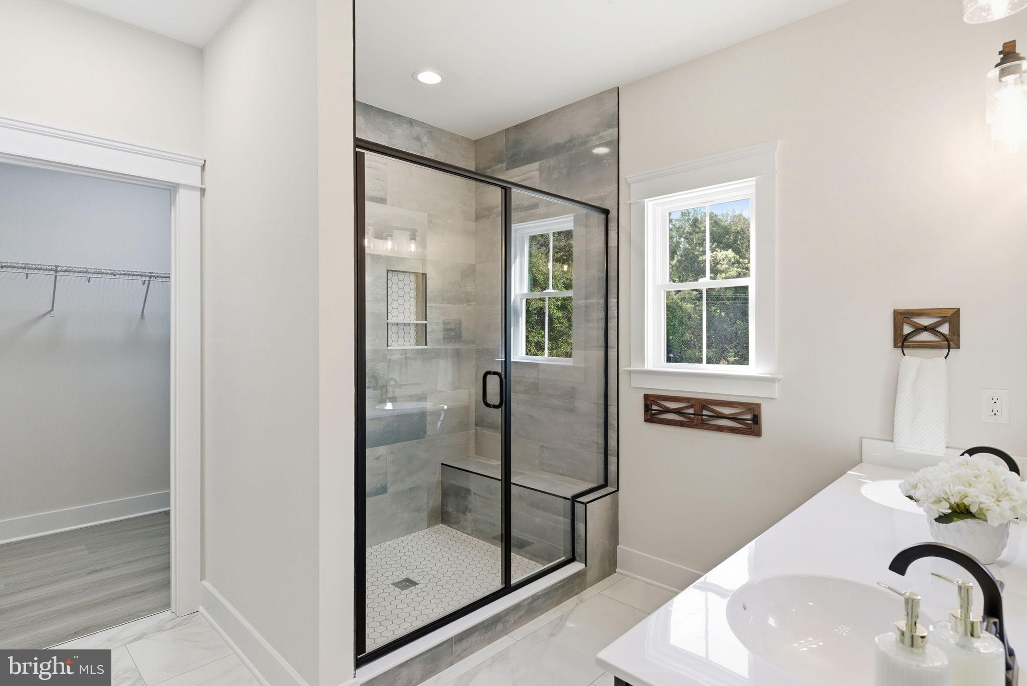 ANNA COVES - Residential