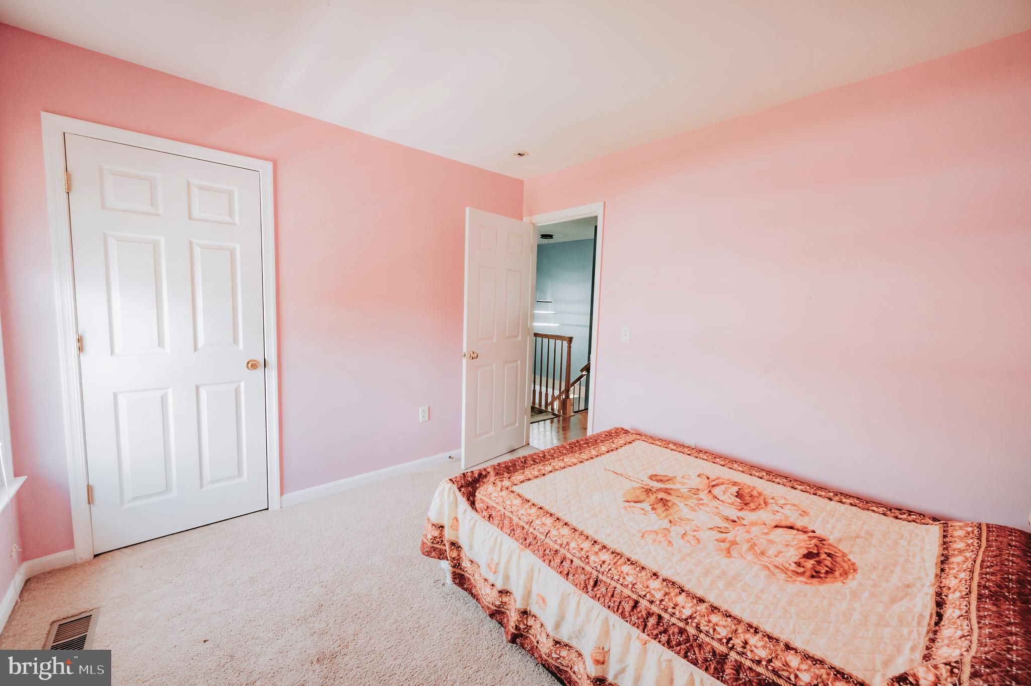 NORTH END - Residential