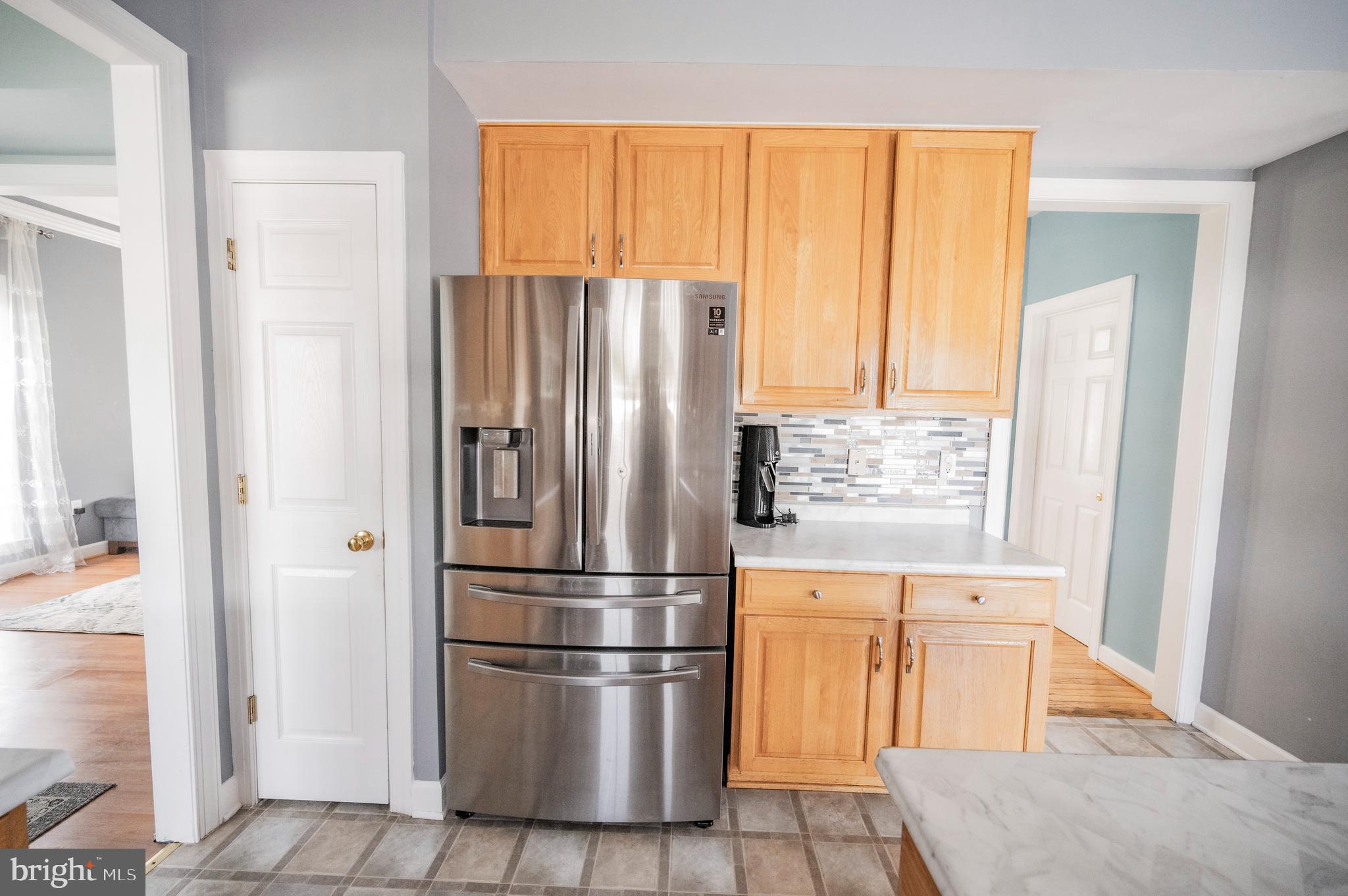 NORTH END - Residential