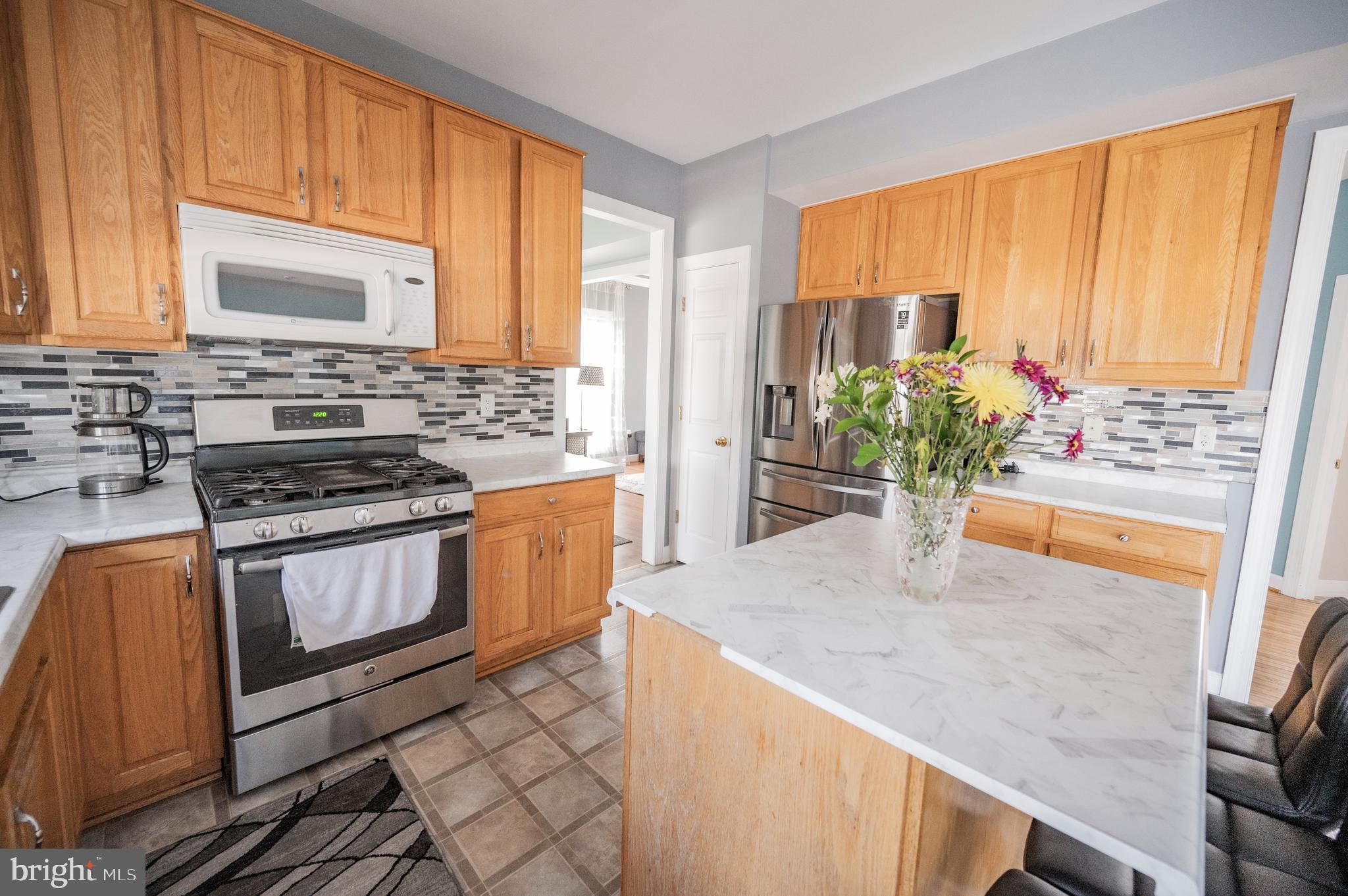 NORTH END - Residential