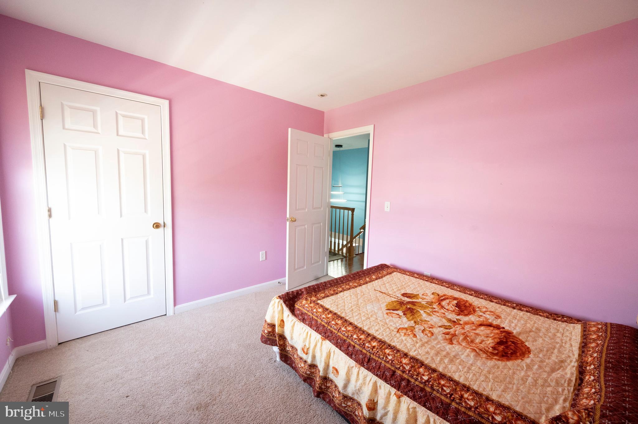 NORTH END - Residential