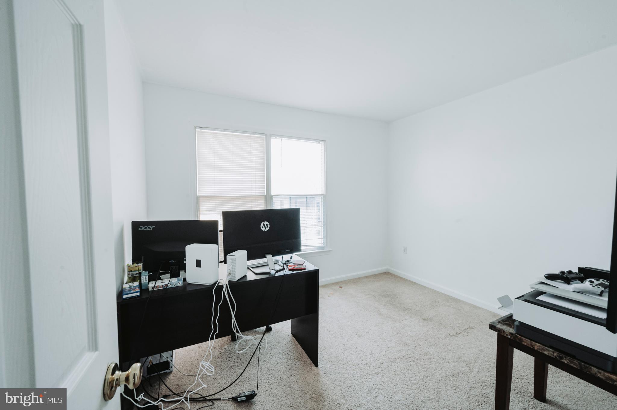 NORTH END - Residential