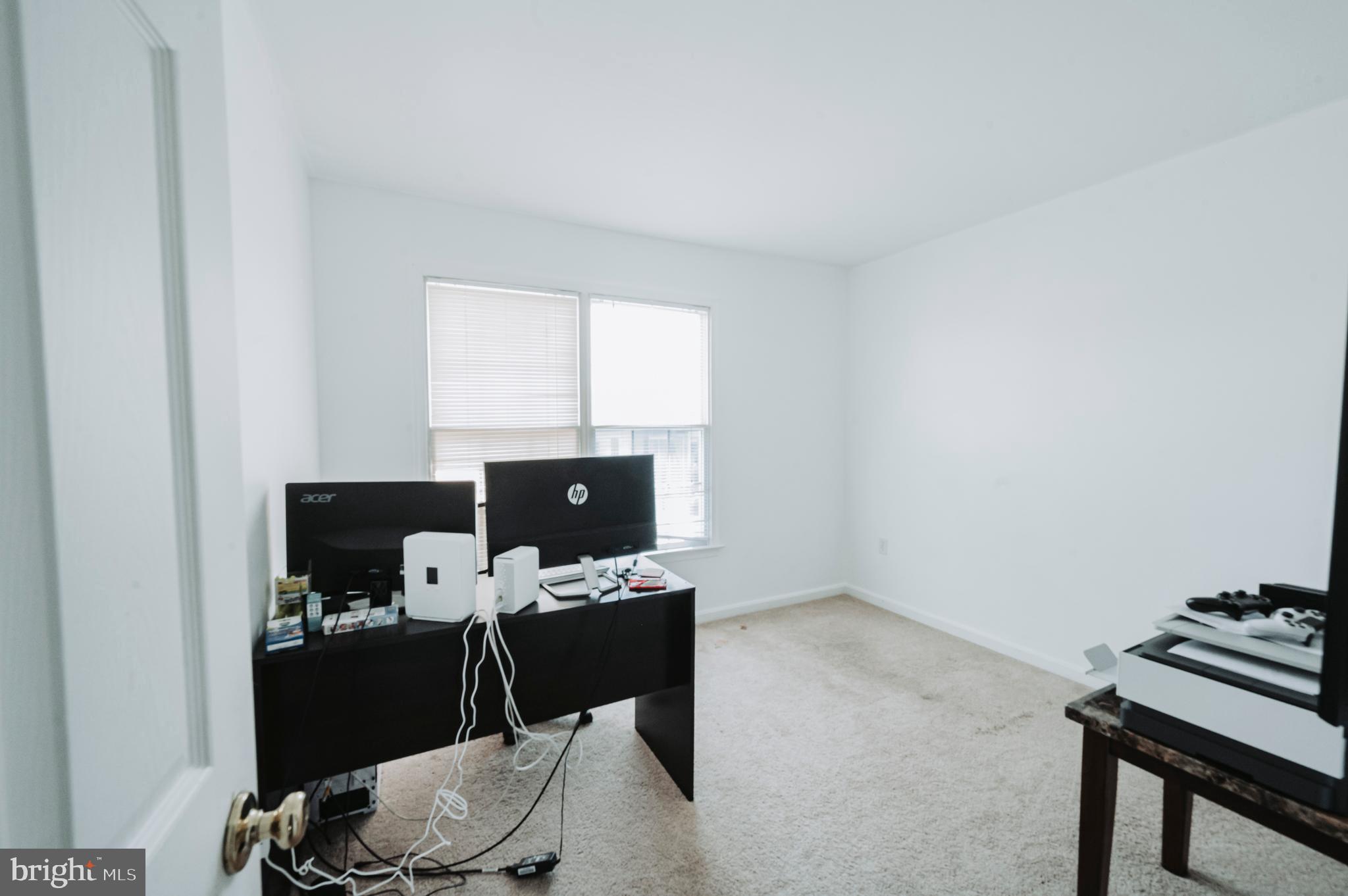 NORTH END - Residential