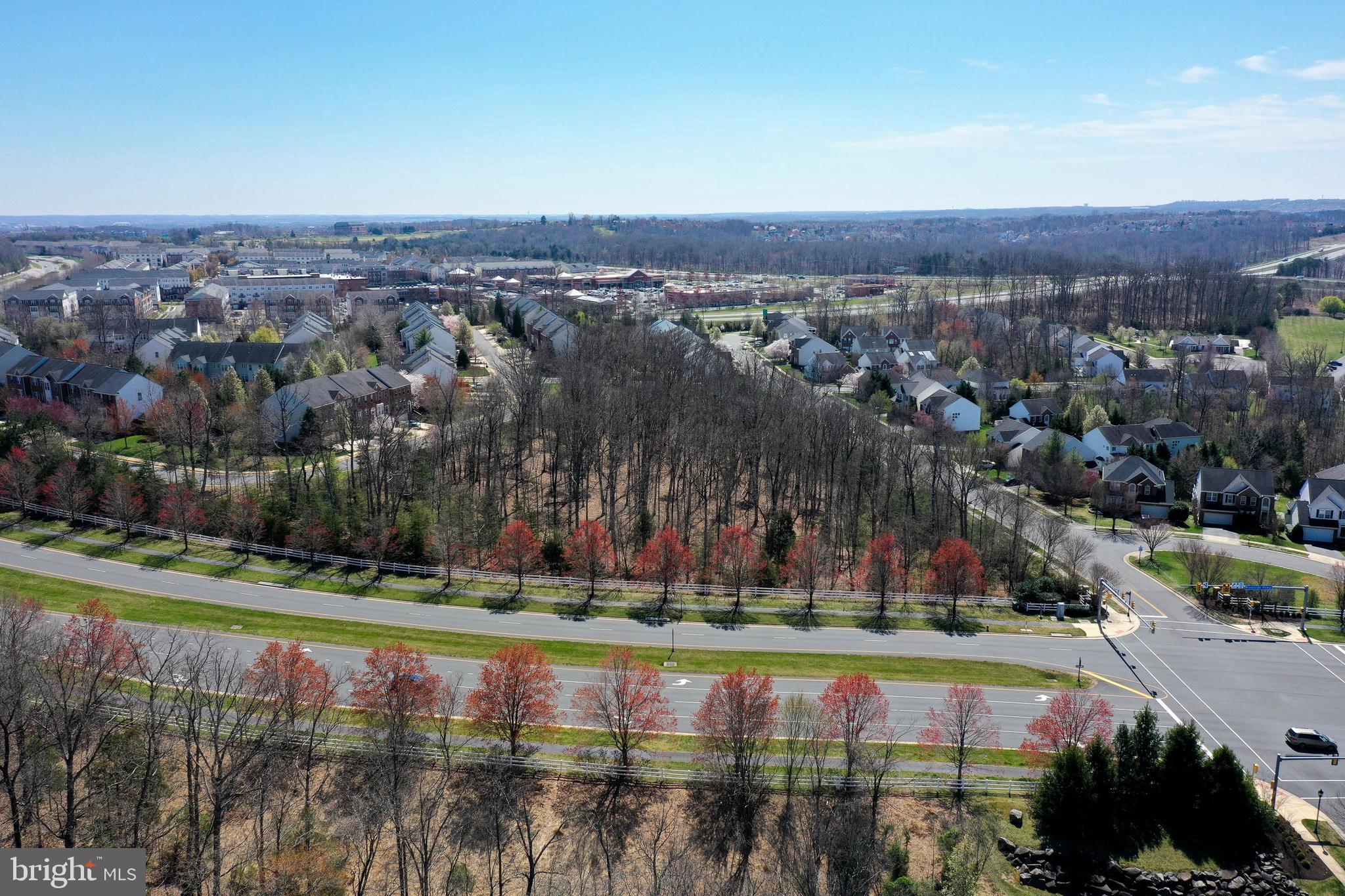 RIVERSIDE PKWY AND COTON MANOR DRIVE