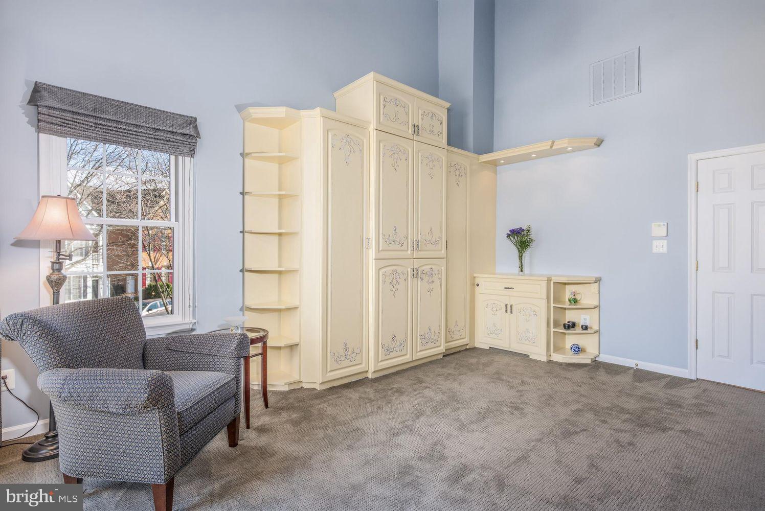 FALLSGROVE - Residential