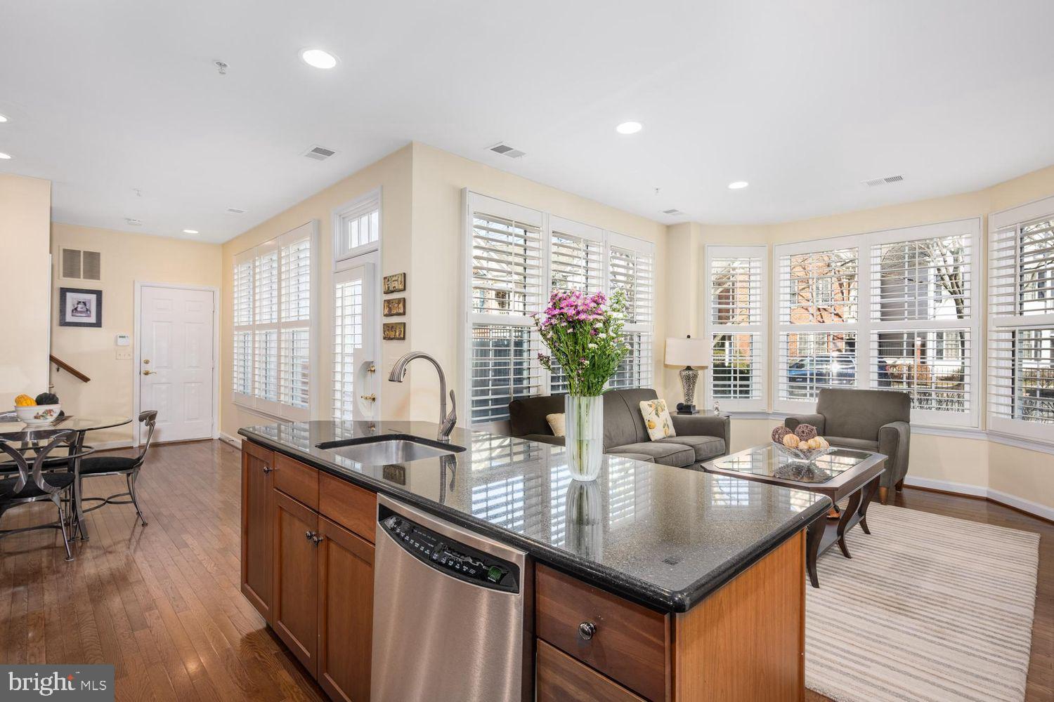 FALLSGROVE - Residential