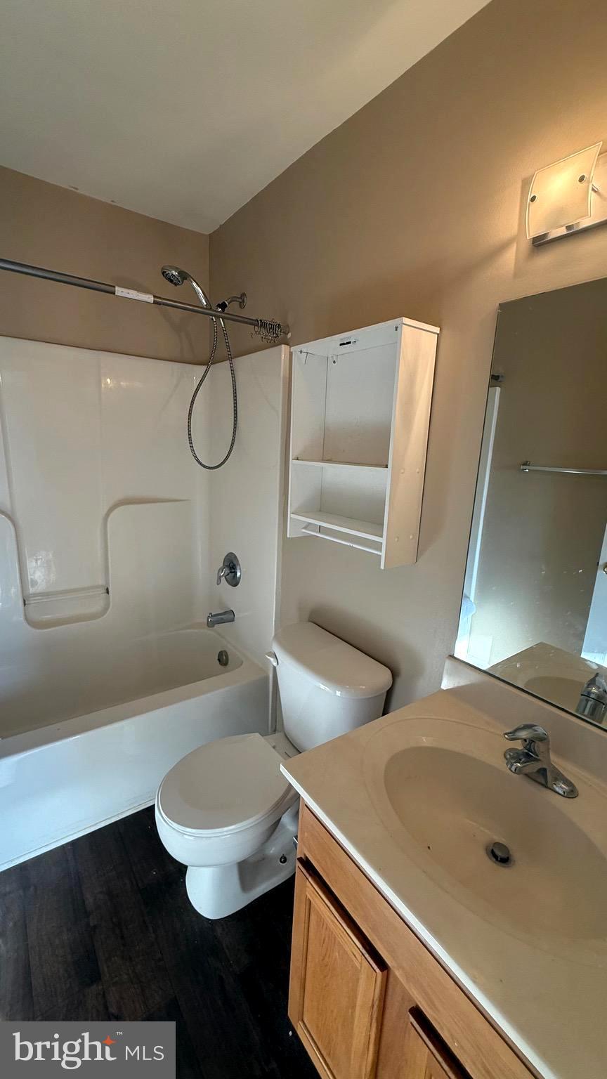 HAMMONDS MILL - Residential