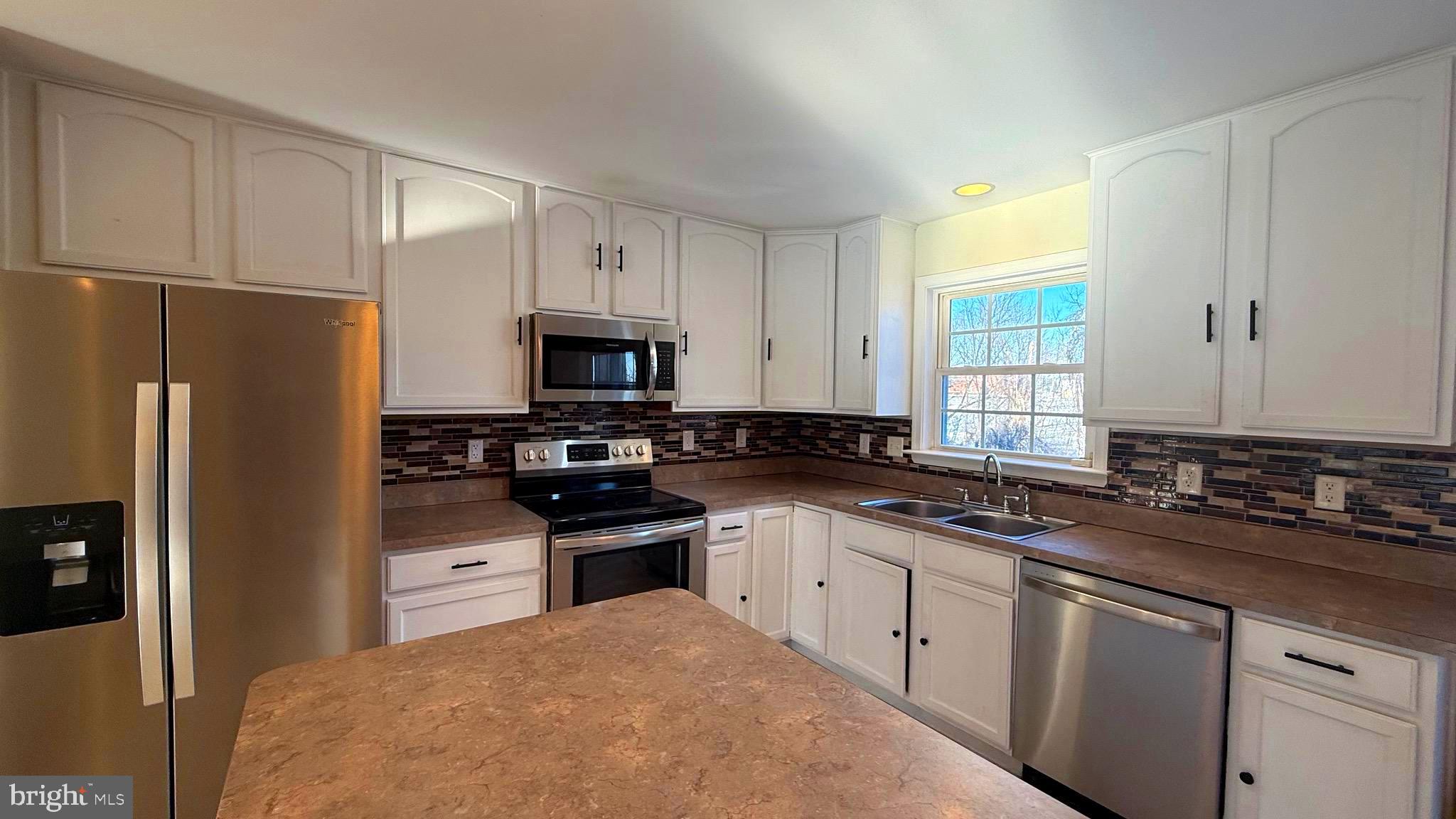 HAMMONDS MILL - Residential