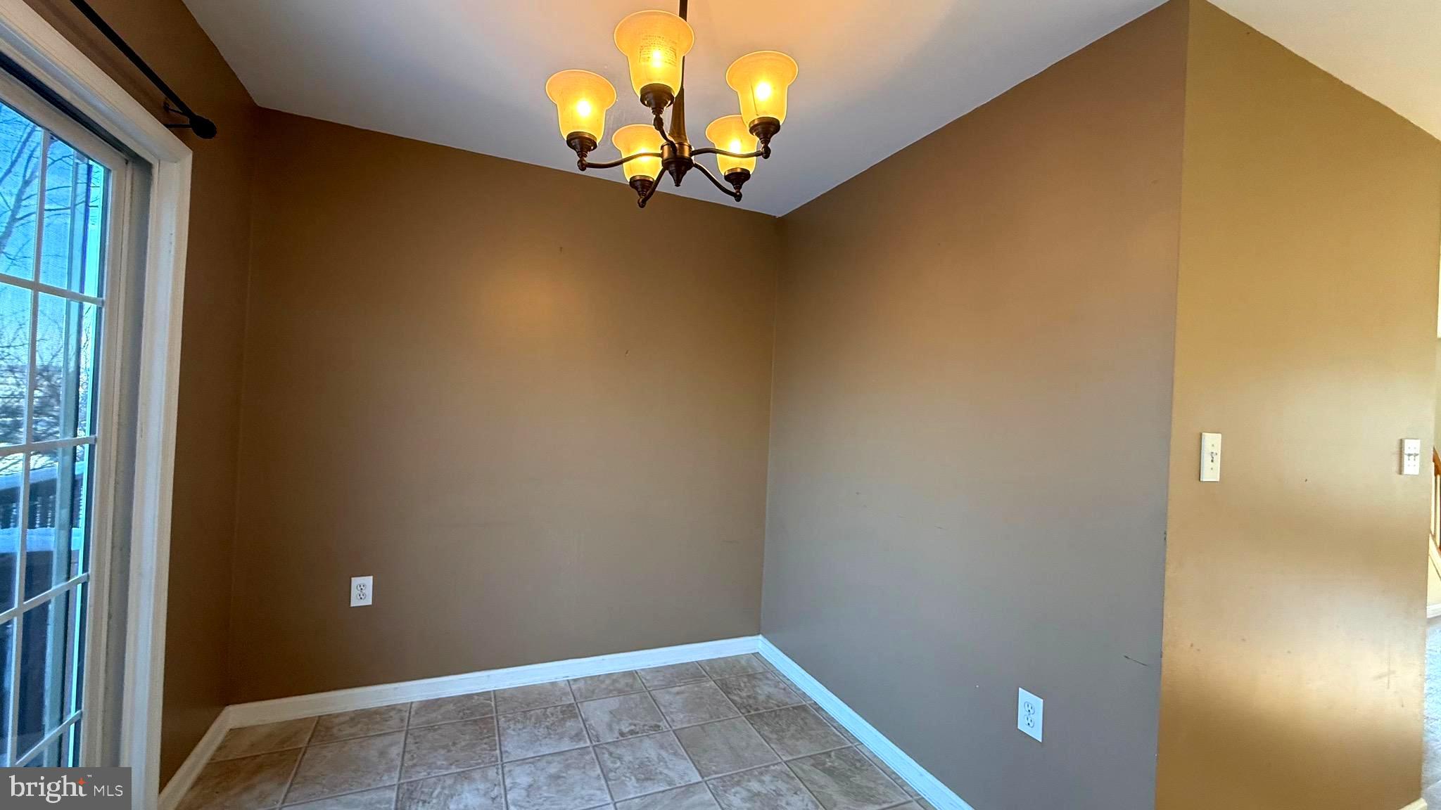 HAMMONDS MILL - Residential