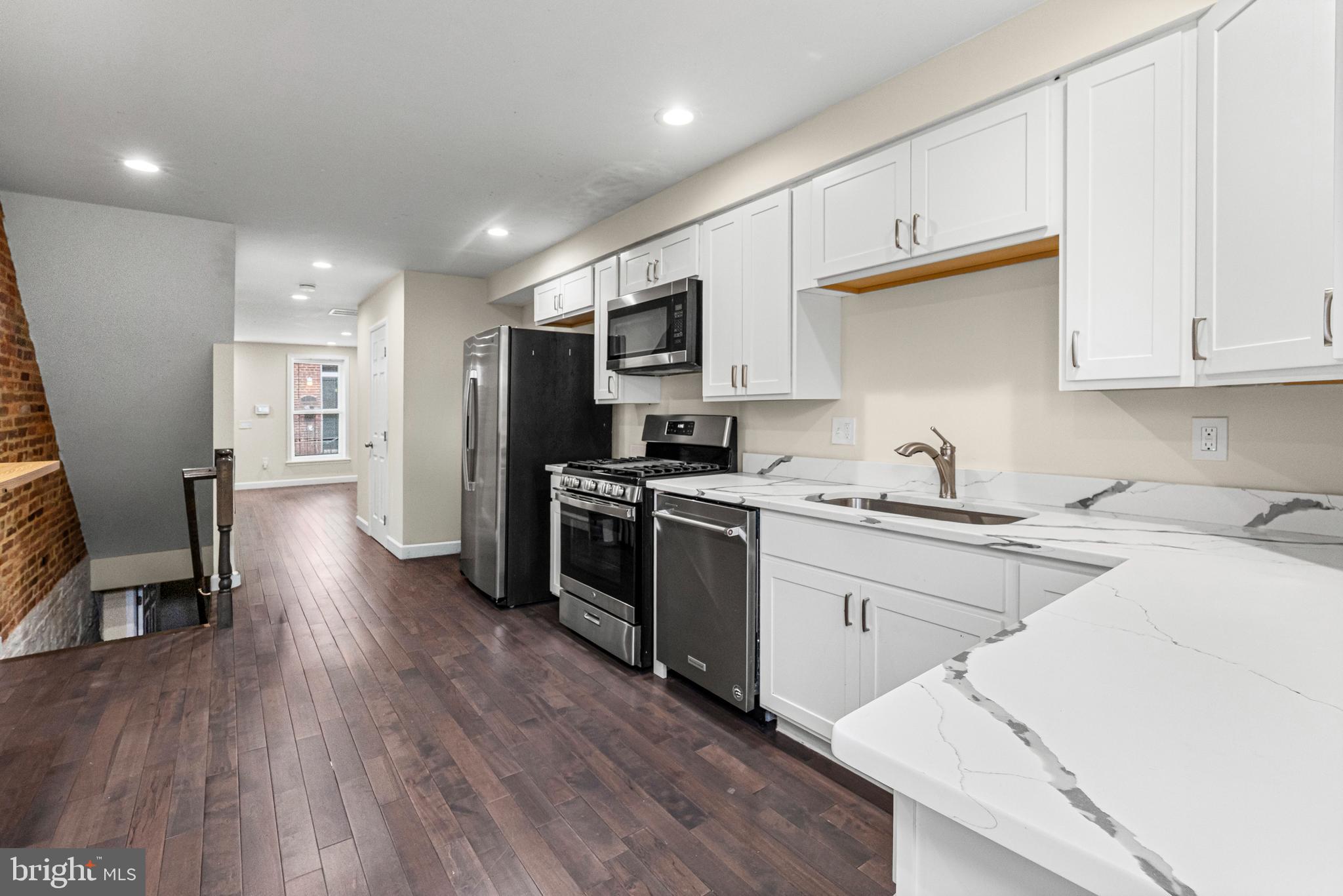 MIDDLE EAST - Residential