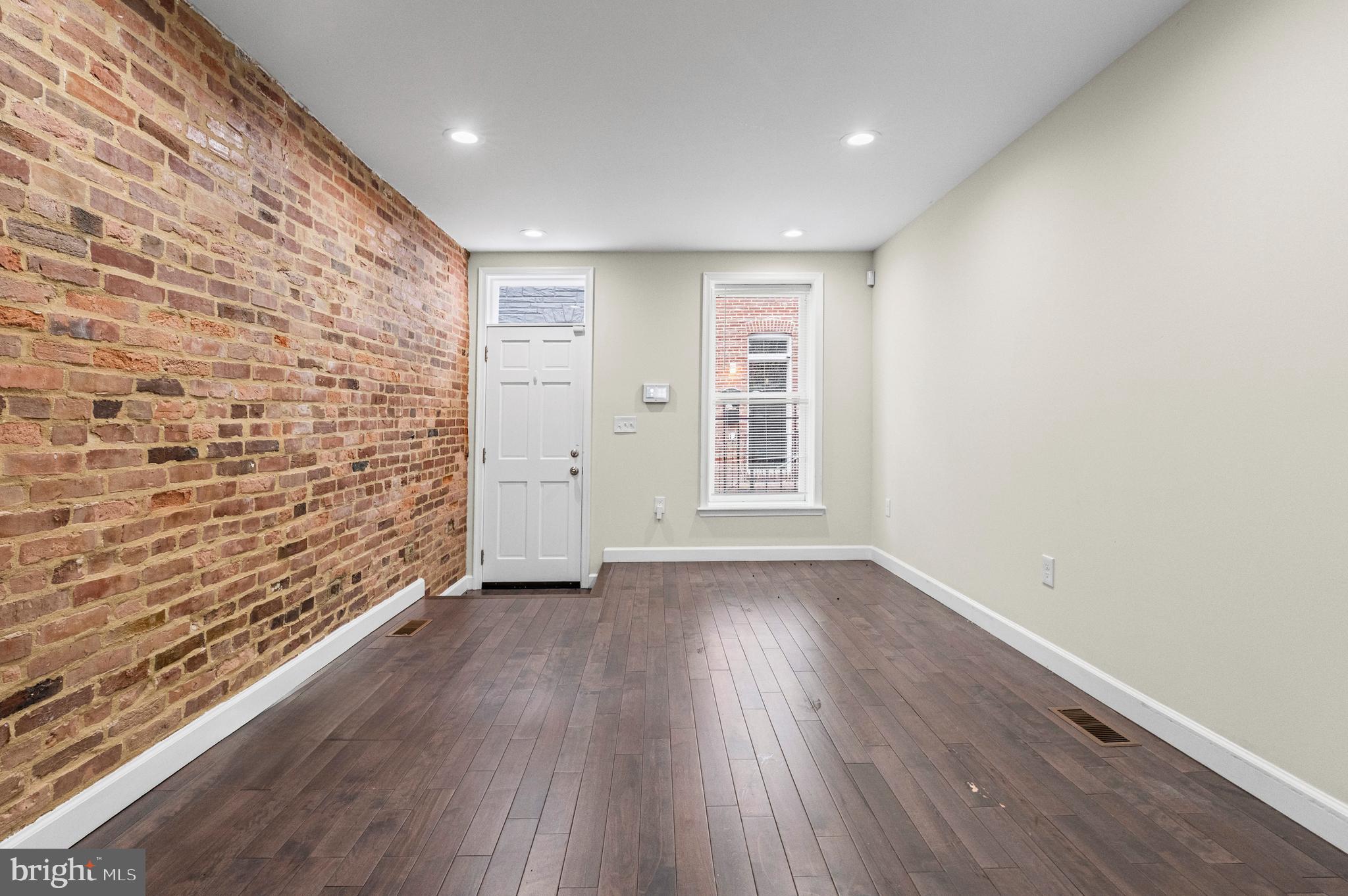 MIDDLE EAST - Residential