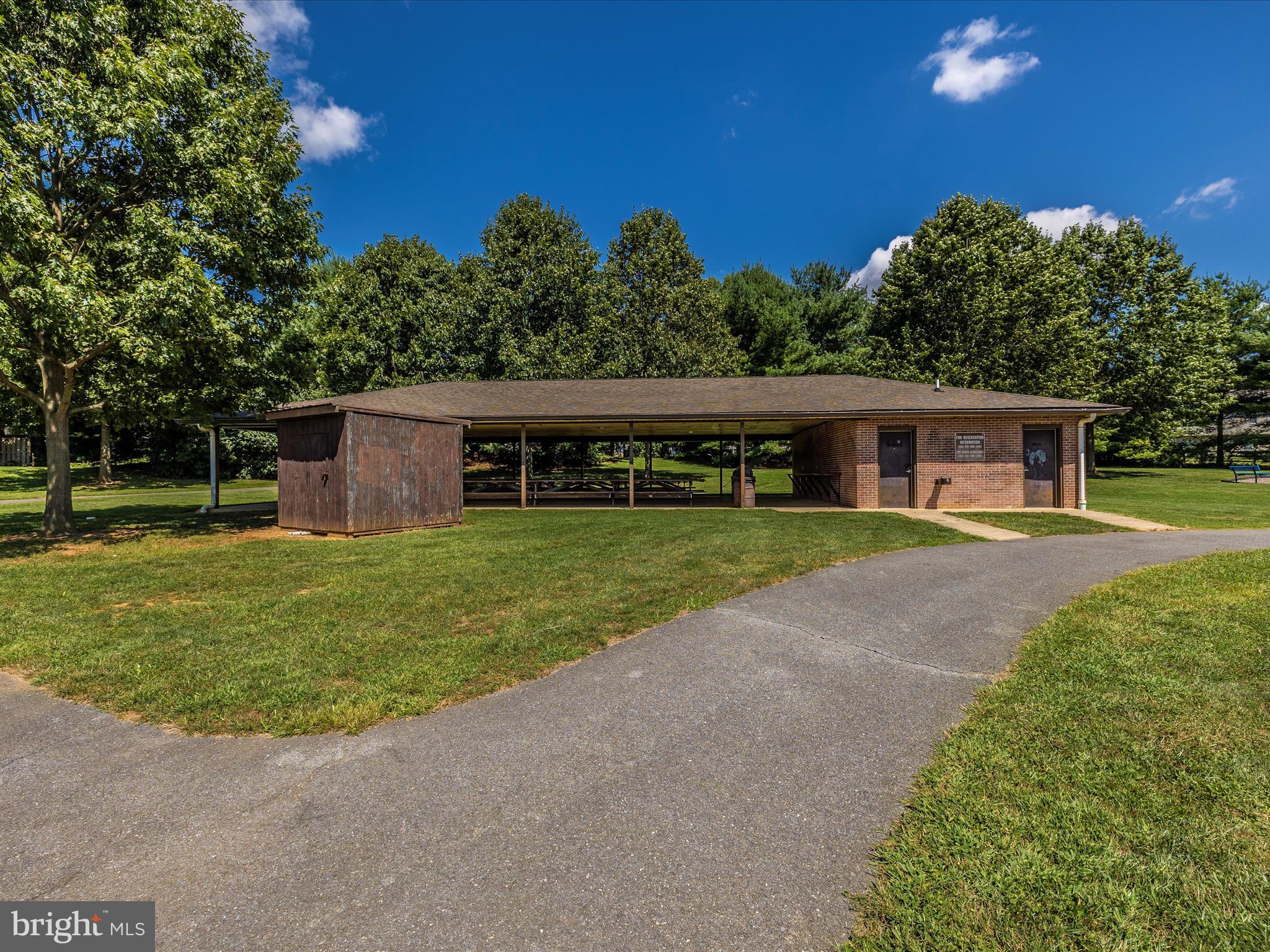 FREDERICKTOWNE VILLAGE - Residential