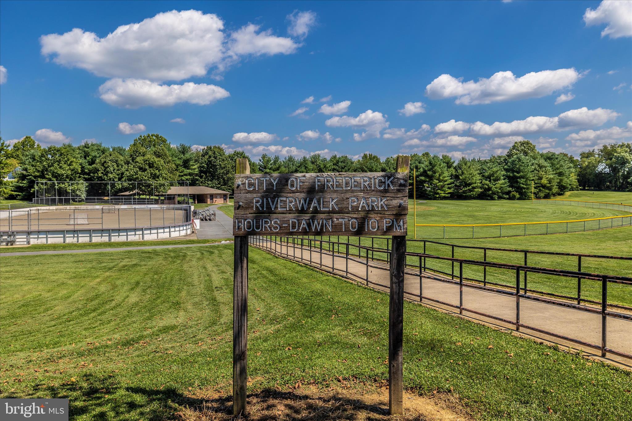 FREDERICKTOWNE VILLAGE - Residential
