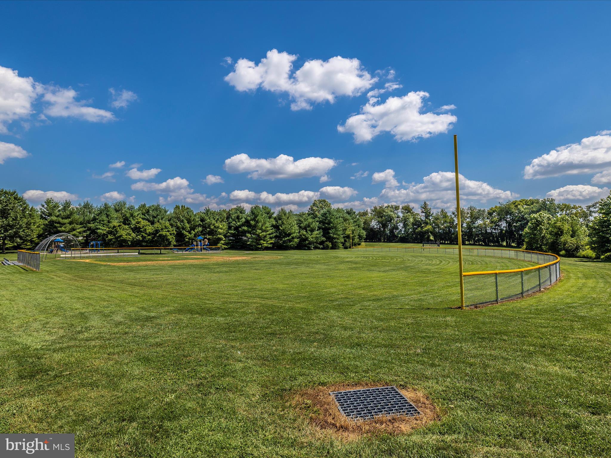 FREDERICKTOWNE VILLAGE - Residential
