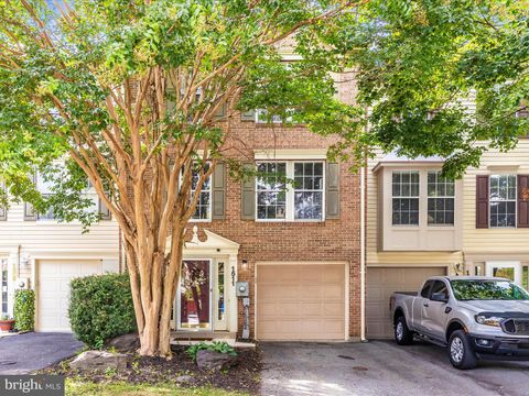 1511 BEVERLY COURT FREDERICK MD 21701