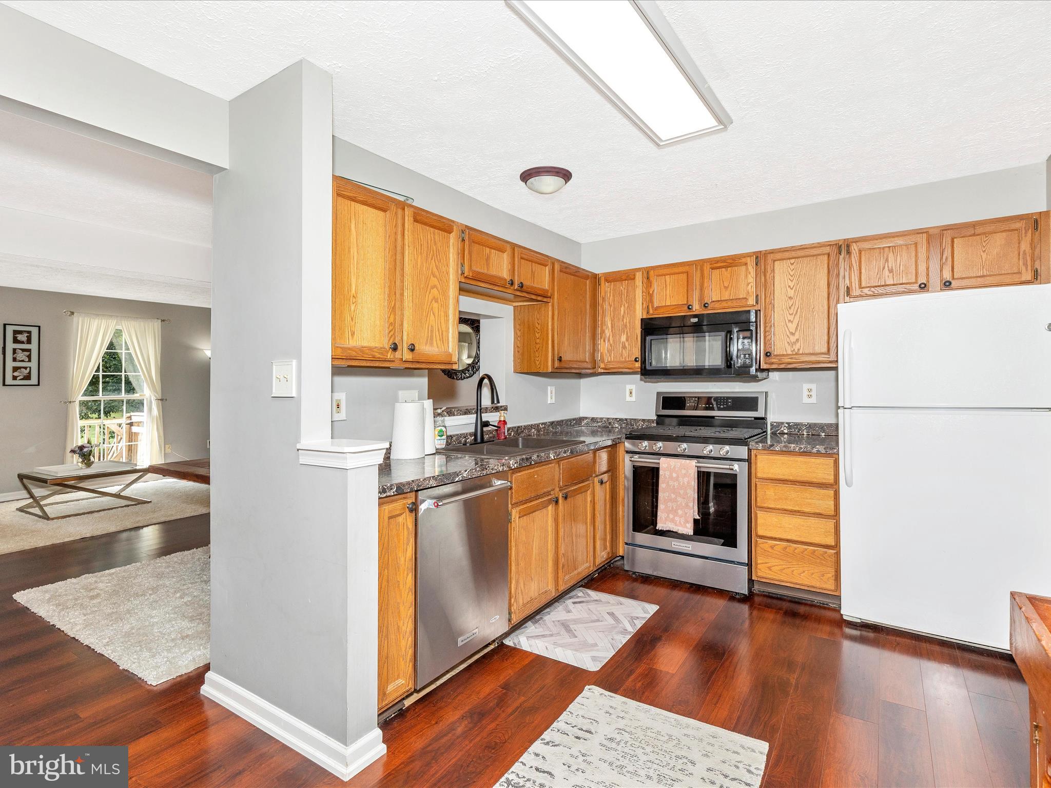 FREDERICKTOWNE VILLAGE - Residential