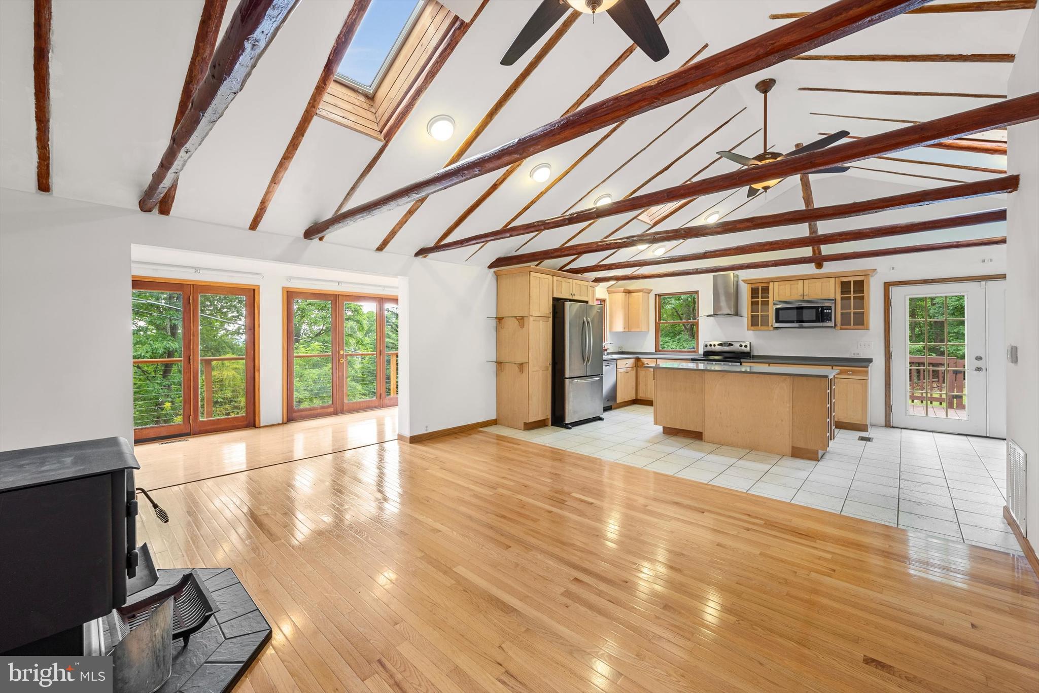 SHANNONDALE - Residential