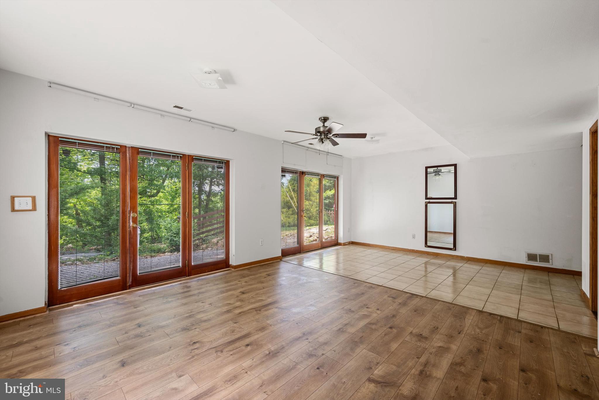 SHANNONDALE - Residential