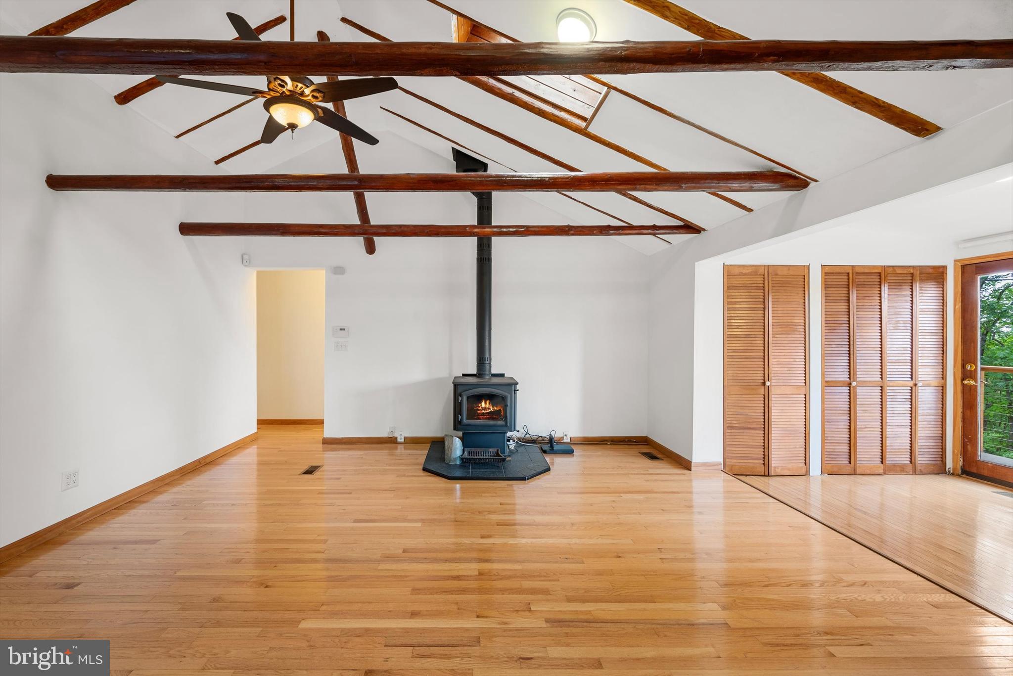 SHANNONDALE - Residential