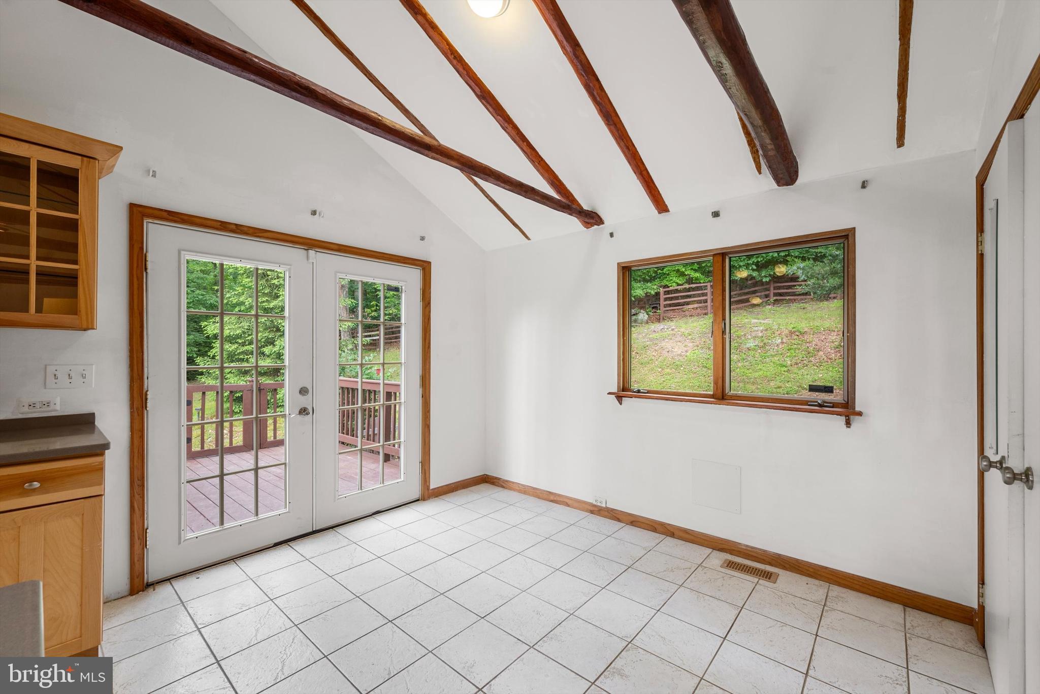 SHANNONDALE - Residential