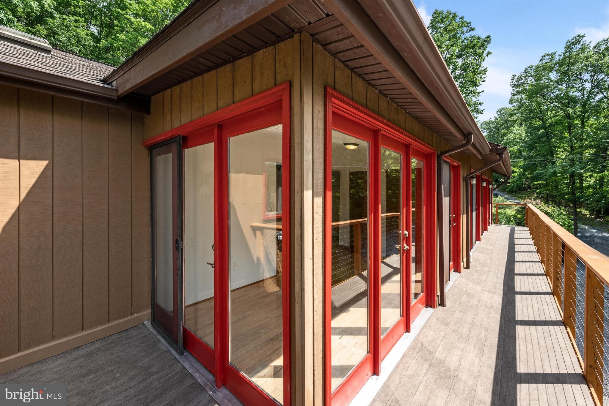 SHANNONDALE - Residential