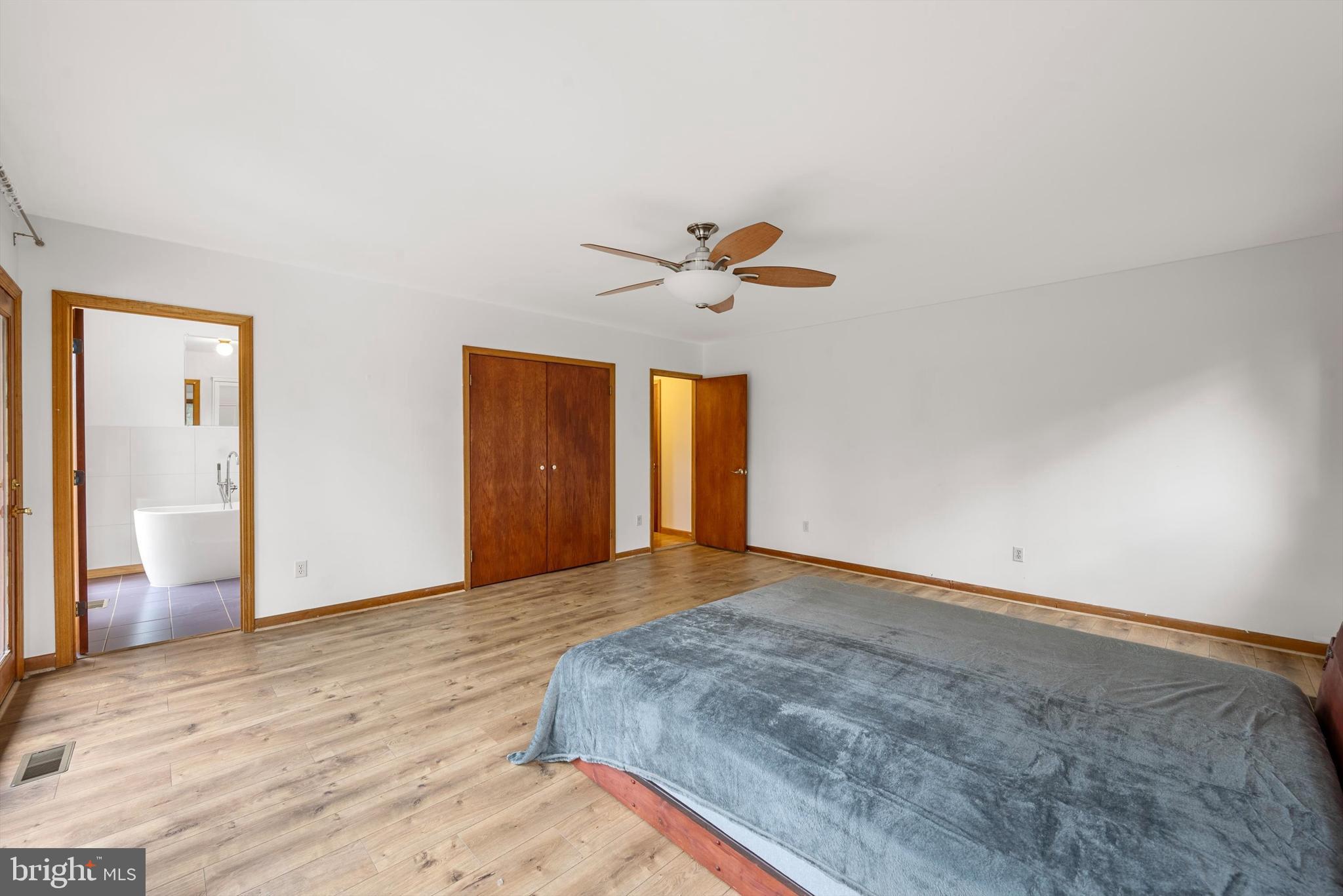 SHANNONDALE - Residential