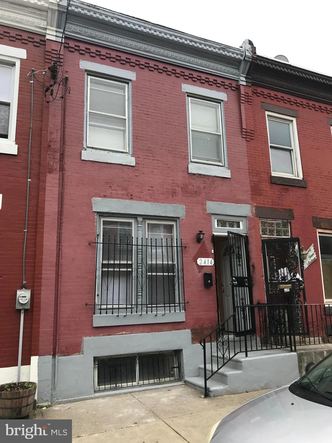 2414 W Oakdale Street, Philadelphia, PA 19132