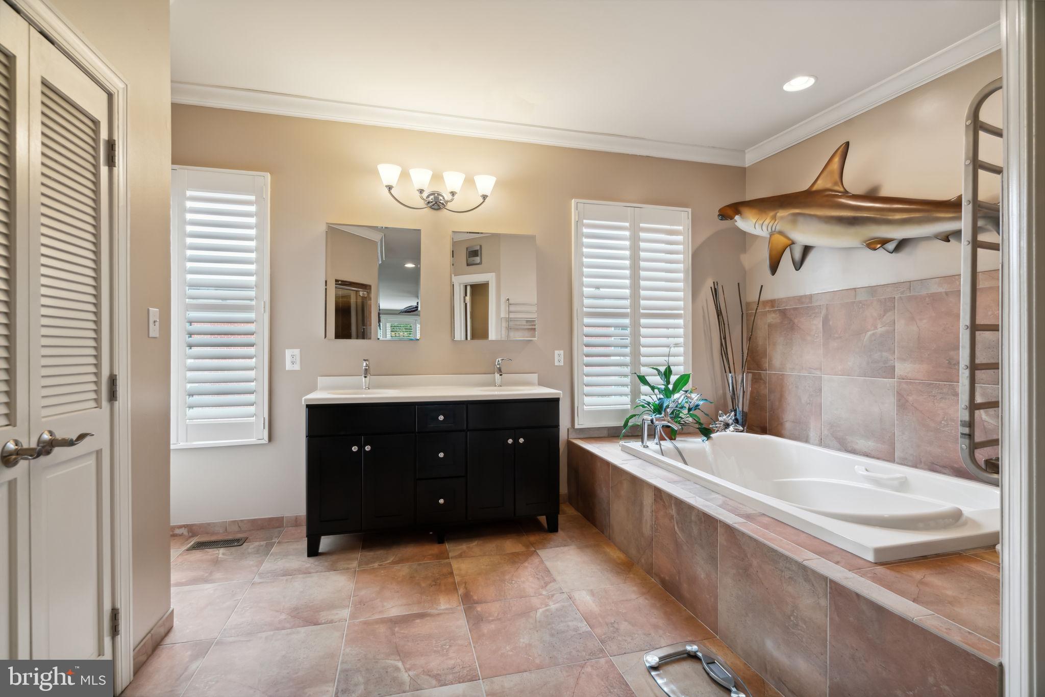 ART MUSEUM AREA - Residential