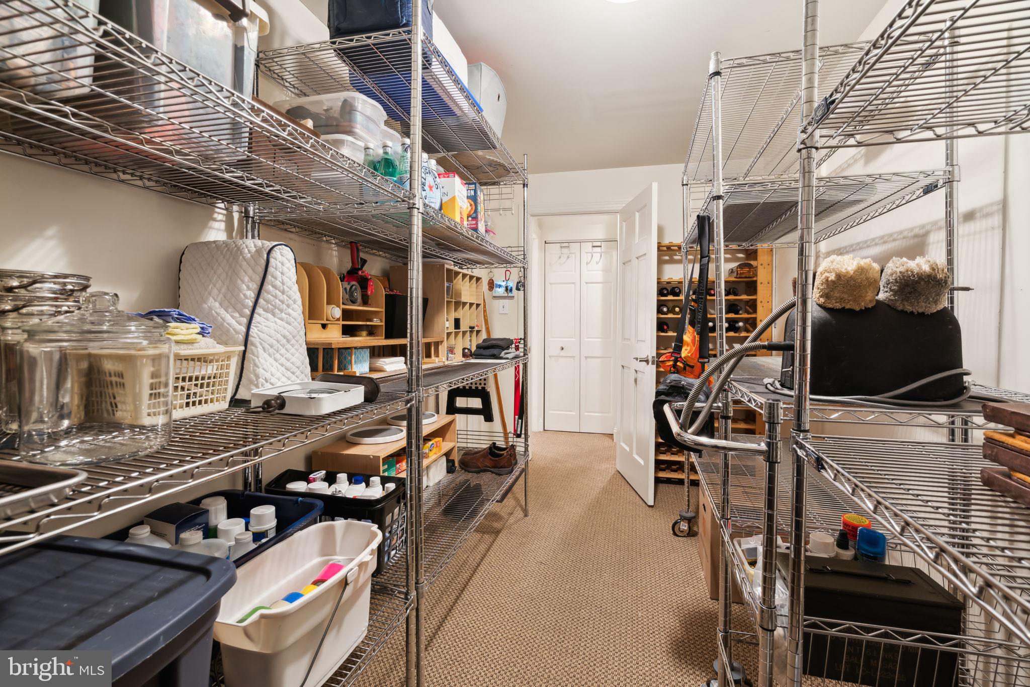 ART MUSEUM AREA - Residential