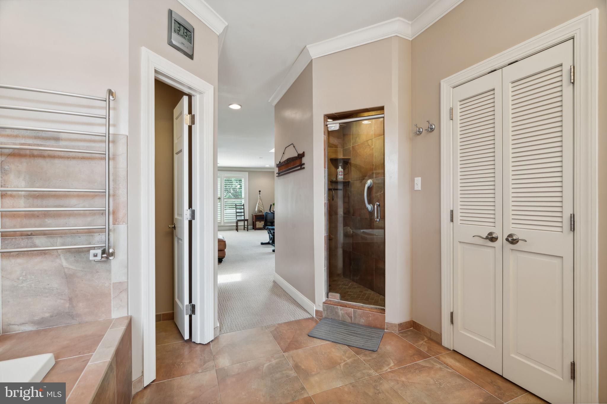 ART MUSEUM AREA - Residential