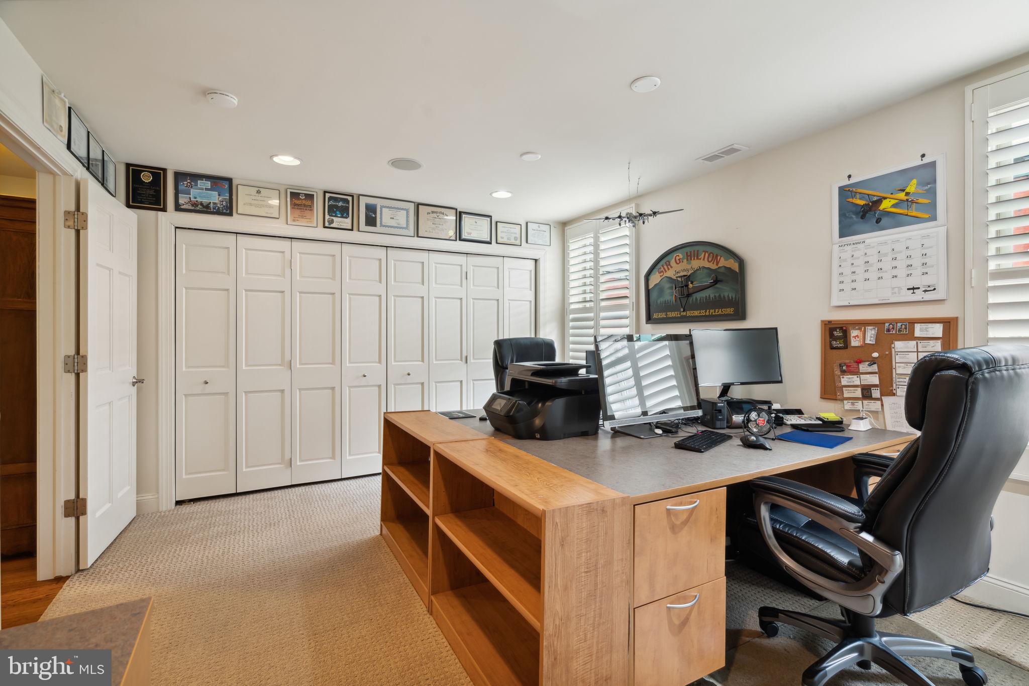 ART MUSEUM AREA - Residential