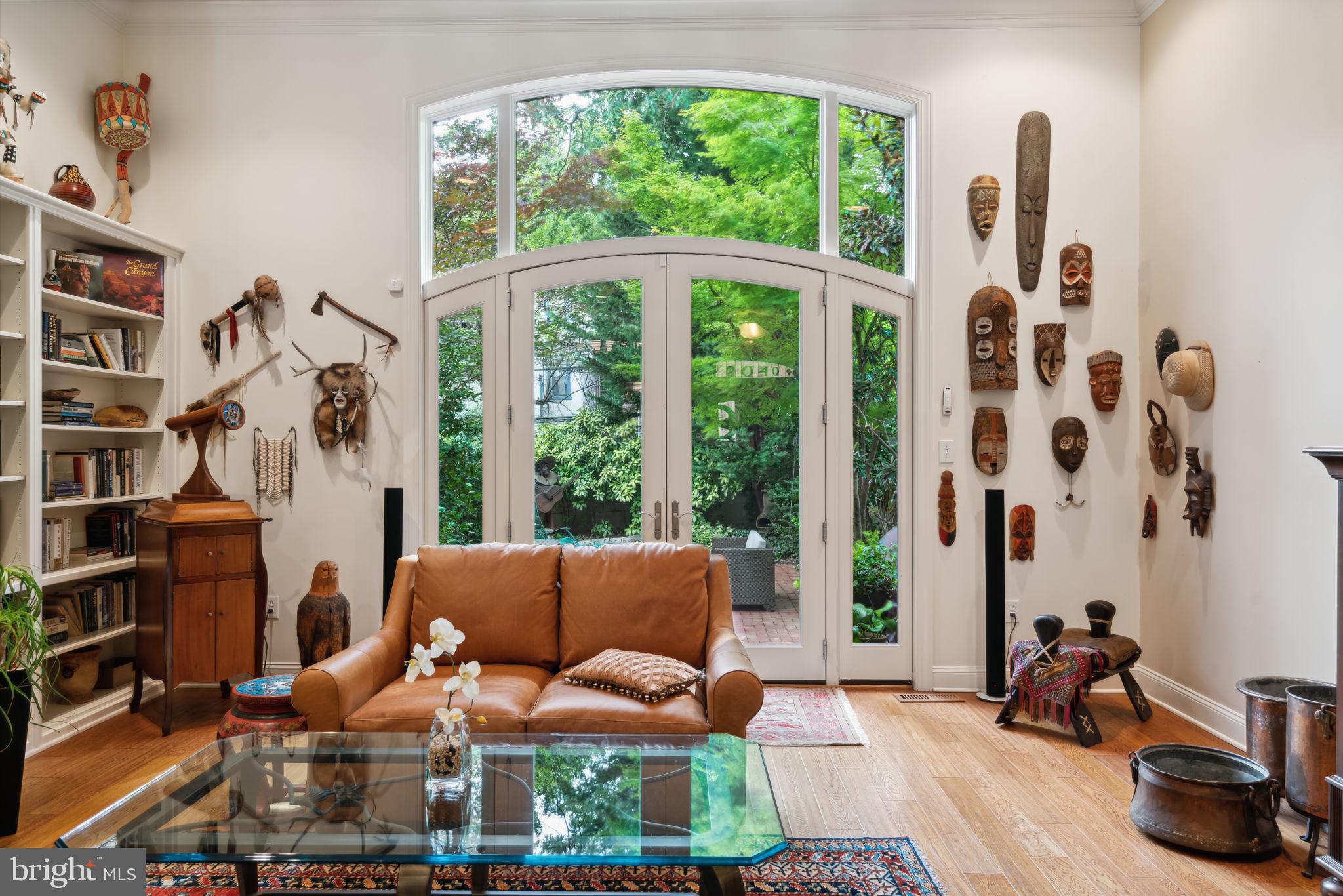 ART MUSEUM AREA - Residential