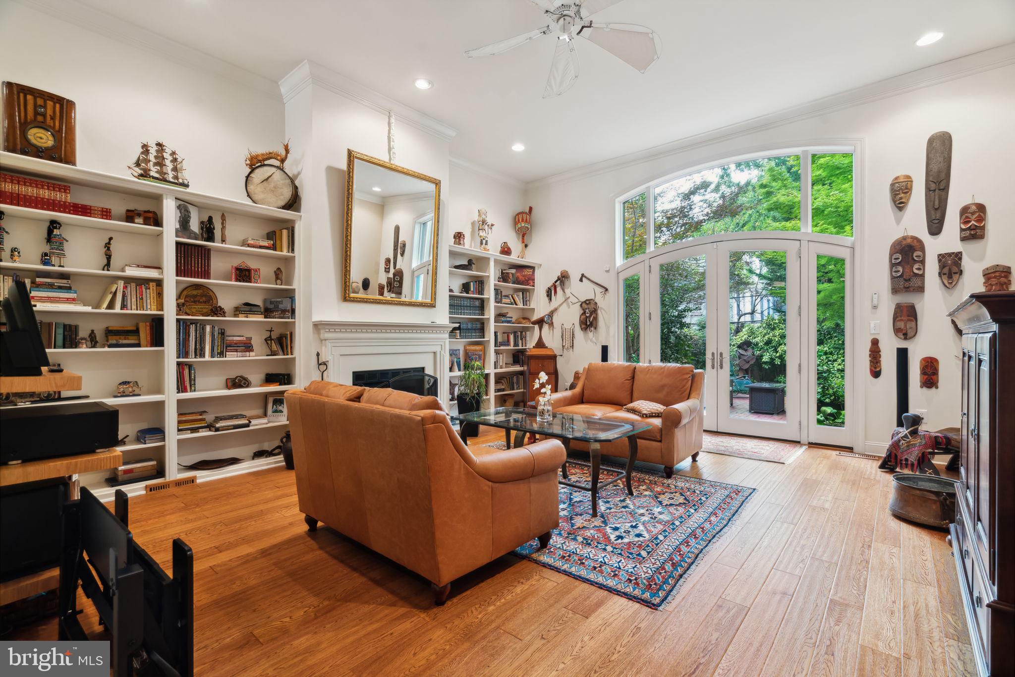 ART MUSEUM AREA - Residential