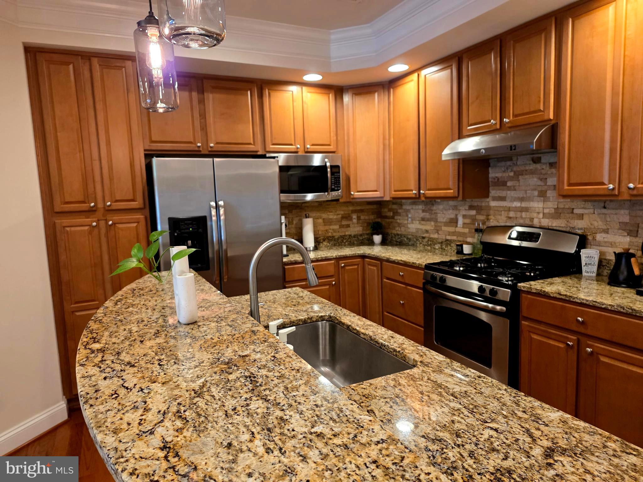 PARKLANDS AT WATKINS MILL - Residential