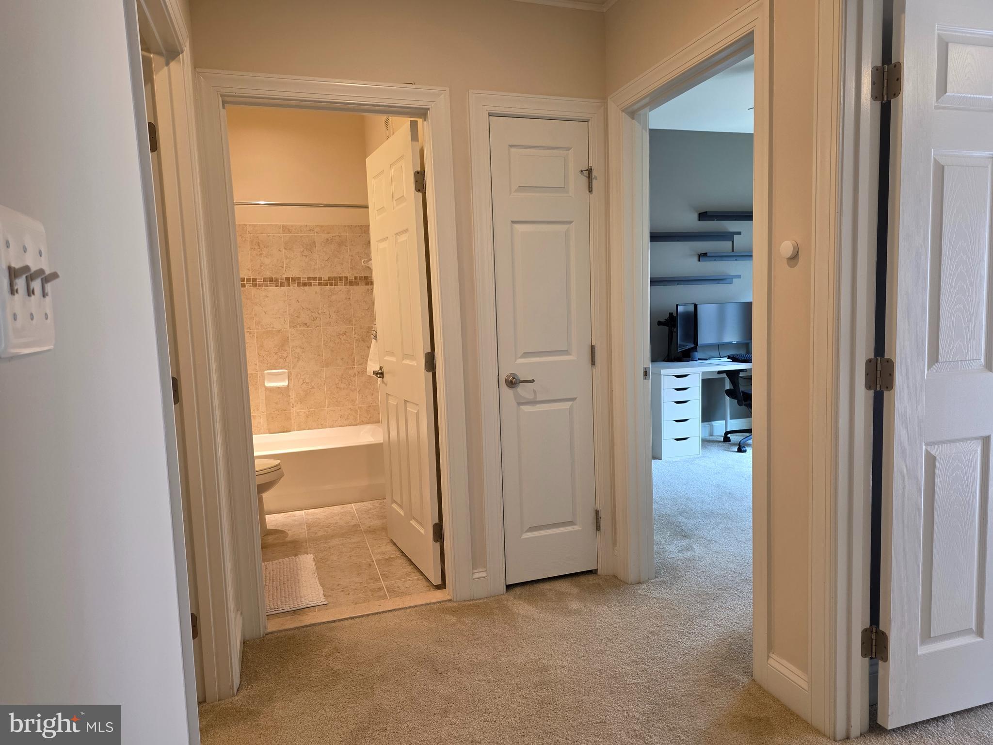 PARKLANDS AT WATKINS MILL - Residential