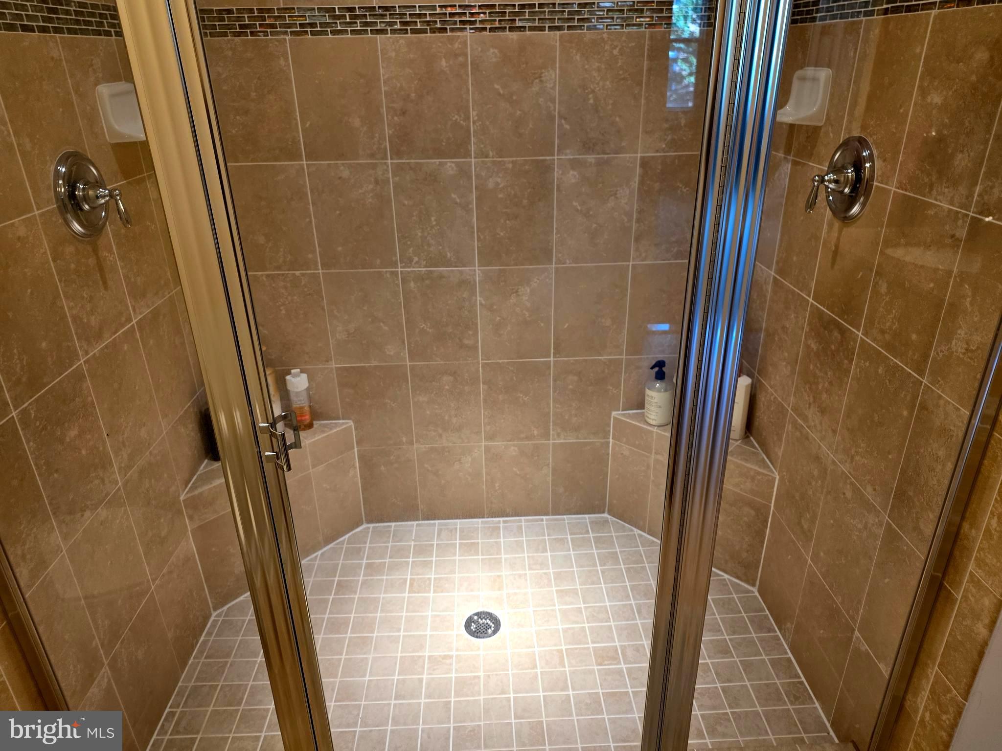 PARKLANDS AT WATKINS MILL - Residential