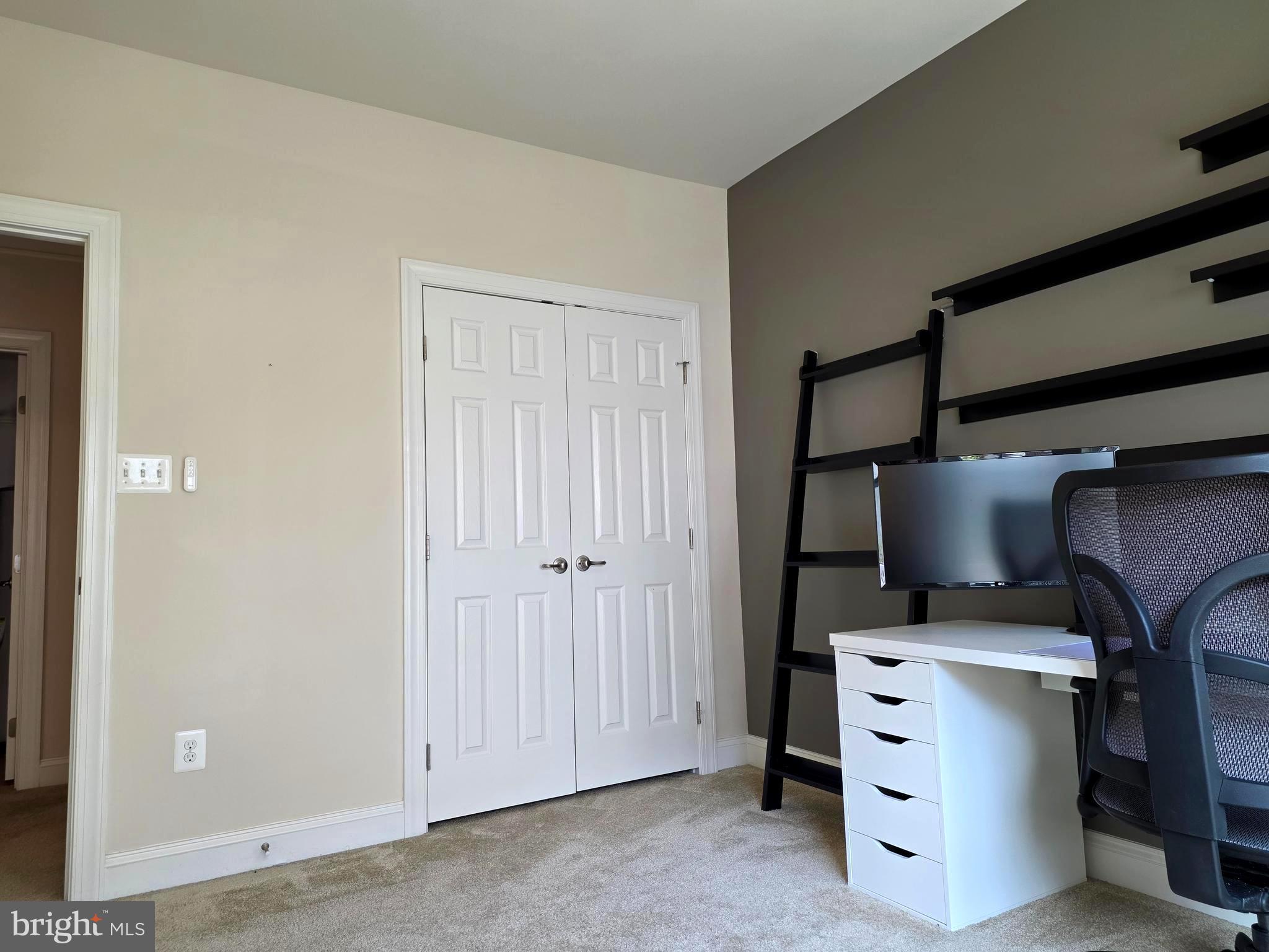 PARKLANDS AT WATKINS MILL - Residential