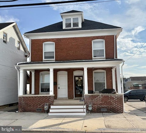 Photo of 413 York Street, HANOVER, PA 17331 (MLS # PAYK2112124)