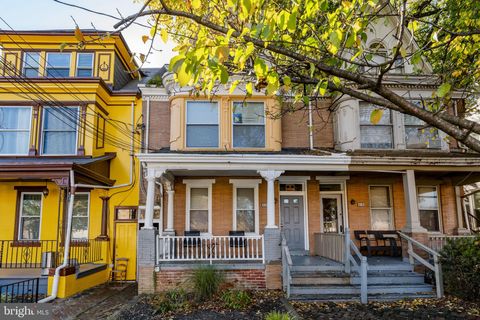 Photo of 620 E King Street, LANCASTER, PA 17602 (MLS # PALA2077966)